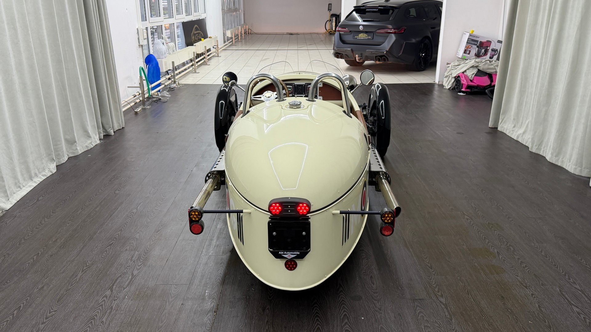 MORGAN THREEWHEELER-image-4