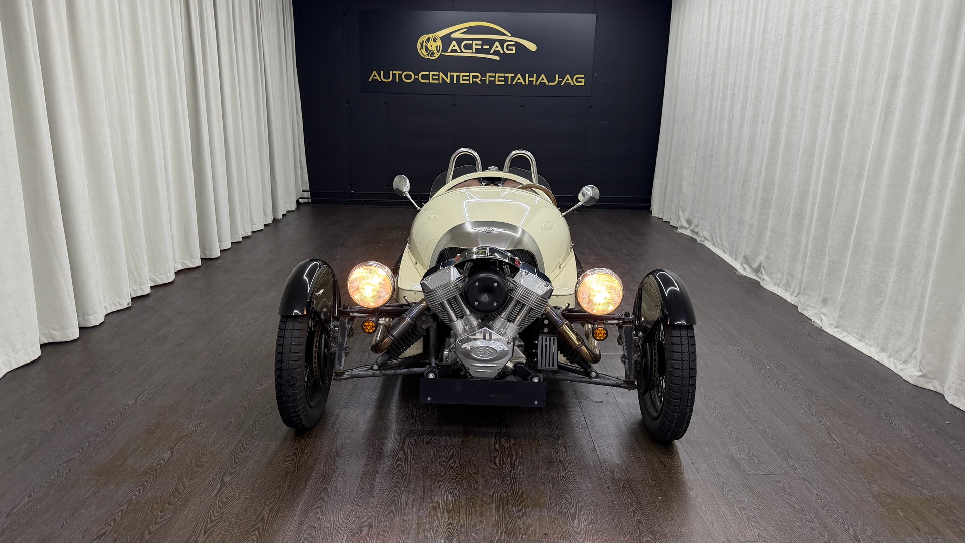 MORGAN THREEWHEELER-showroom-element-1