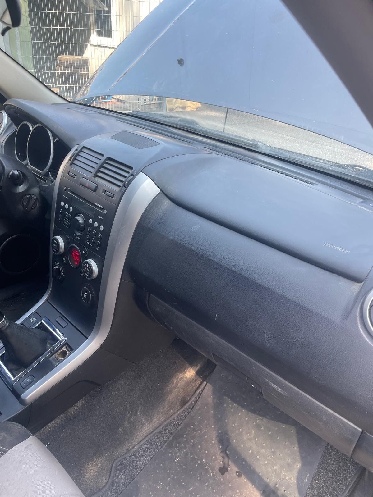 SUZUKI Grand Vitara 2.4 16V GL Top-image-8