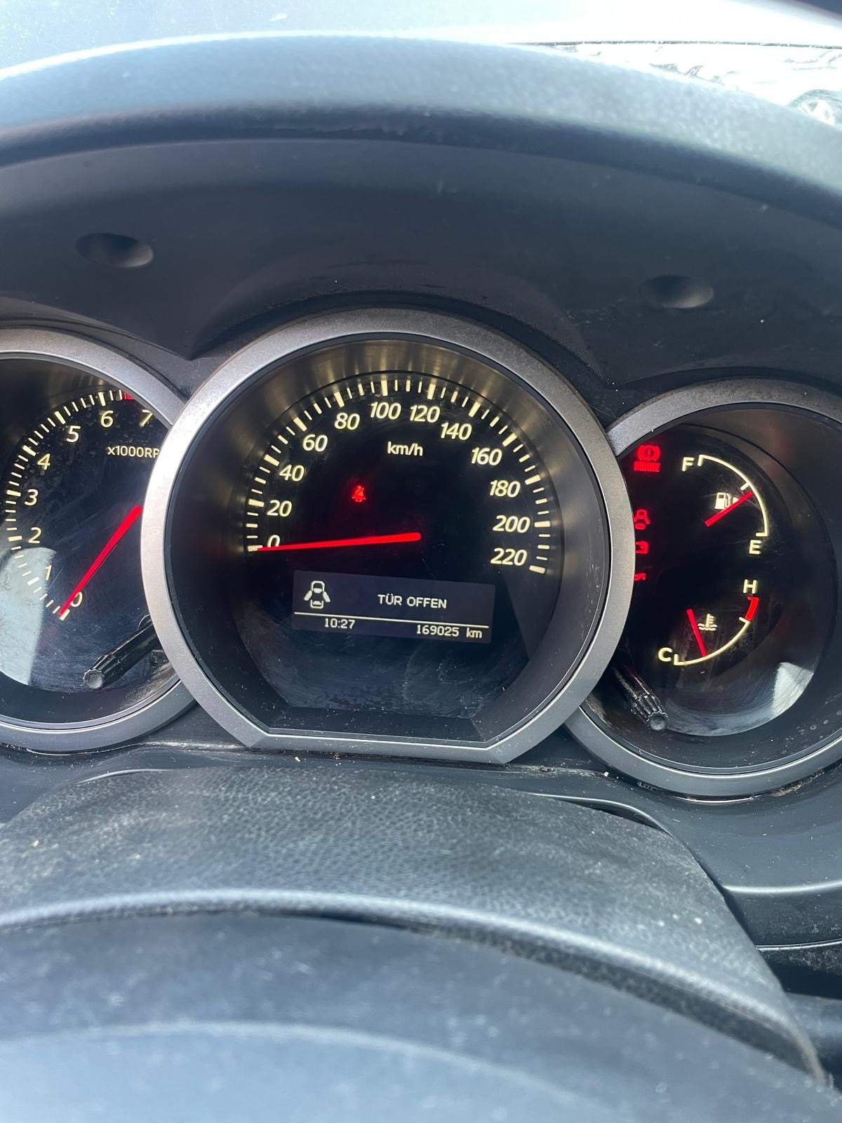 SUZUKI Grand Vitara 2.4 16V GL Top-image-14