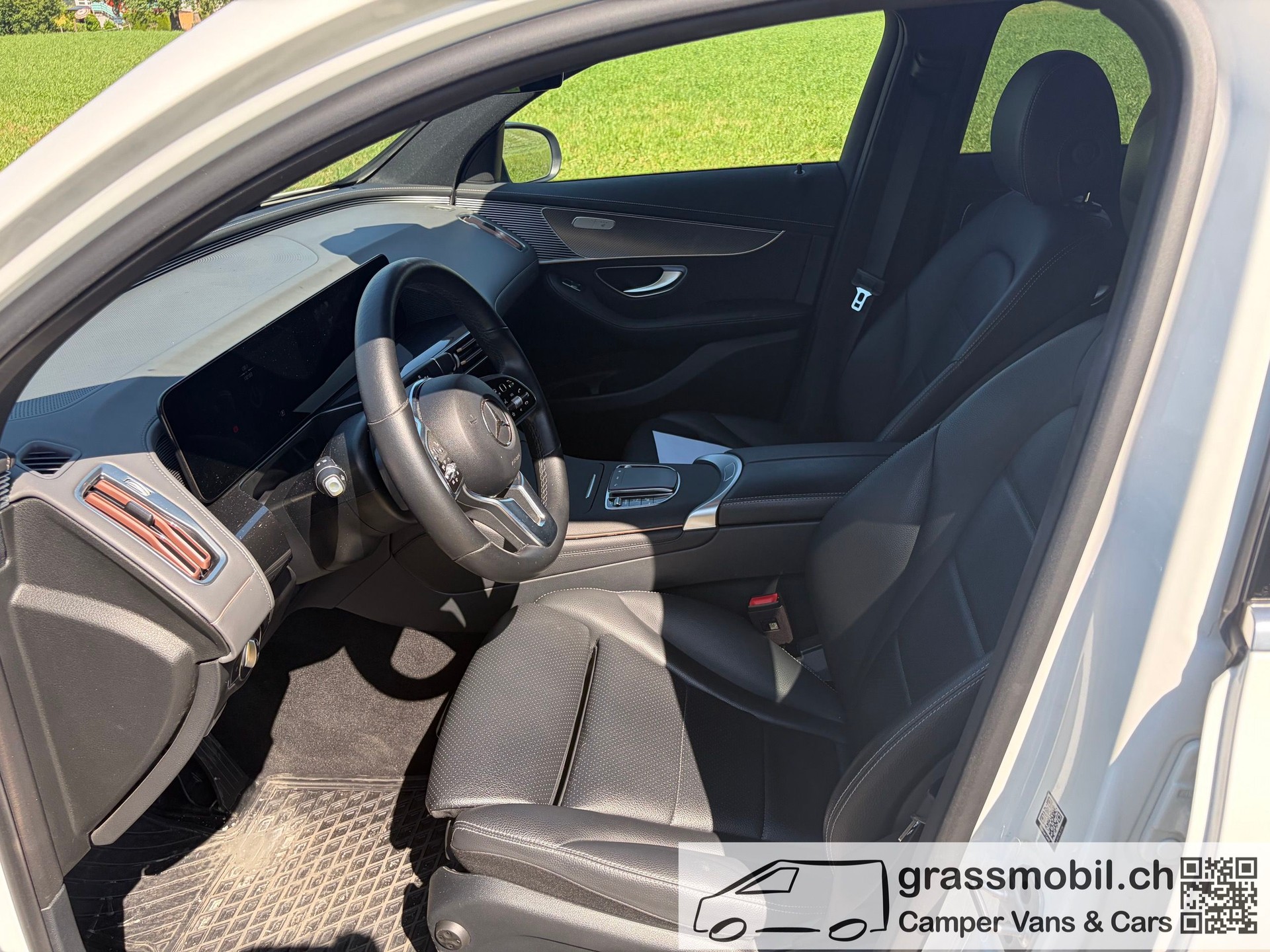 MERCEDES-BENZ EQC 400 4Matic EQ Star-image-6