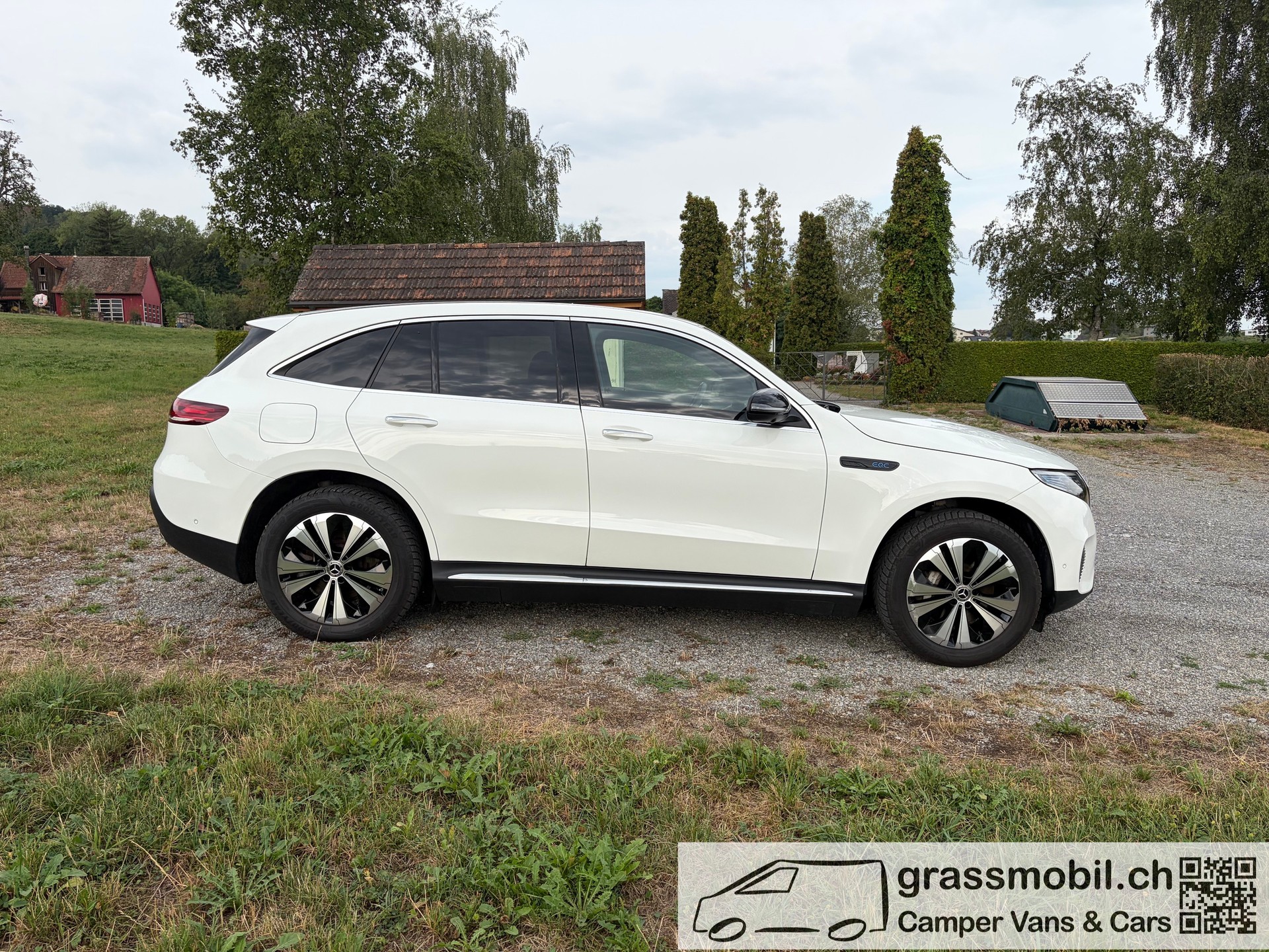 MERCEDES-BENZ EQC 400 4Matic EQ Star-image-2