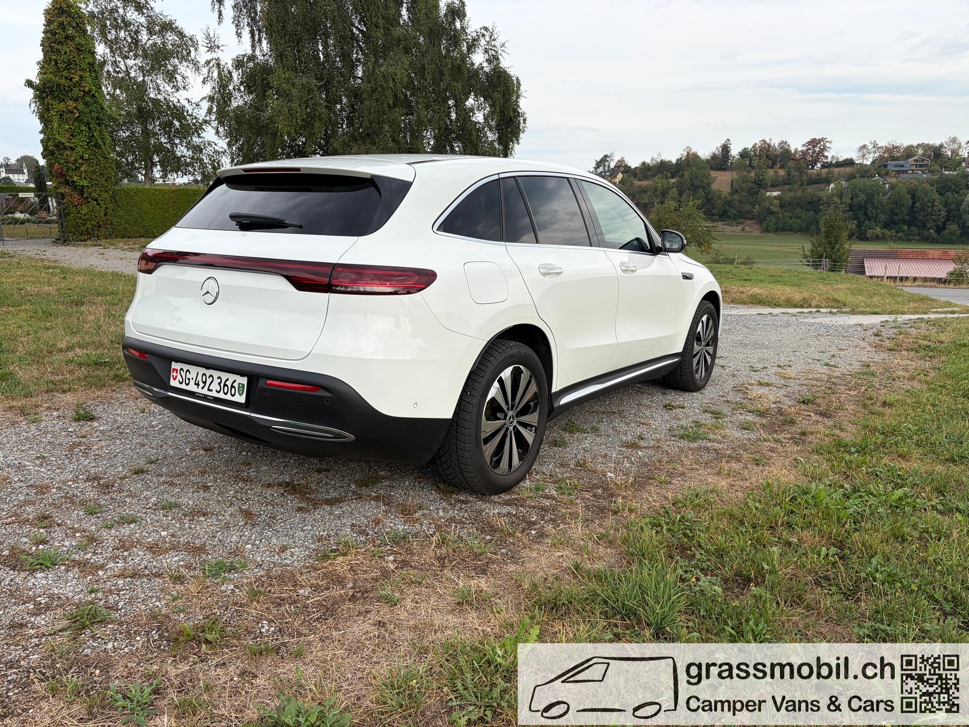 MERCEDES-BENZ EQC 400 4Matic EQ Star-image-3