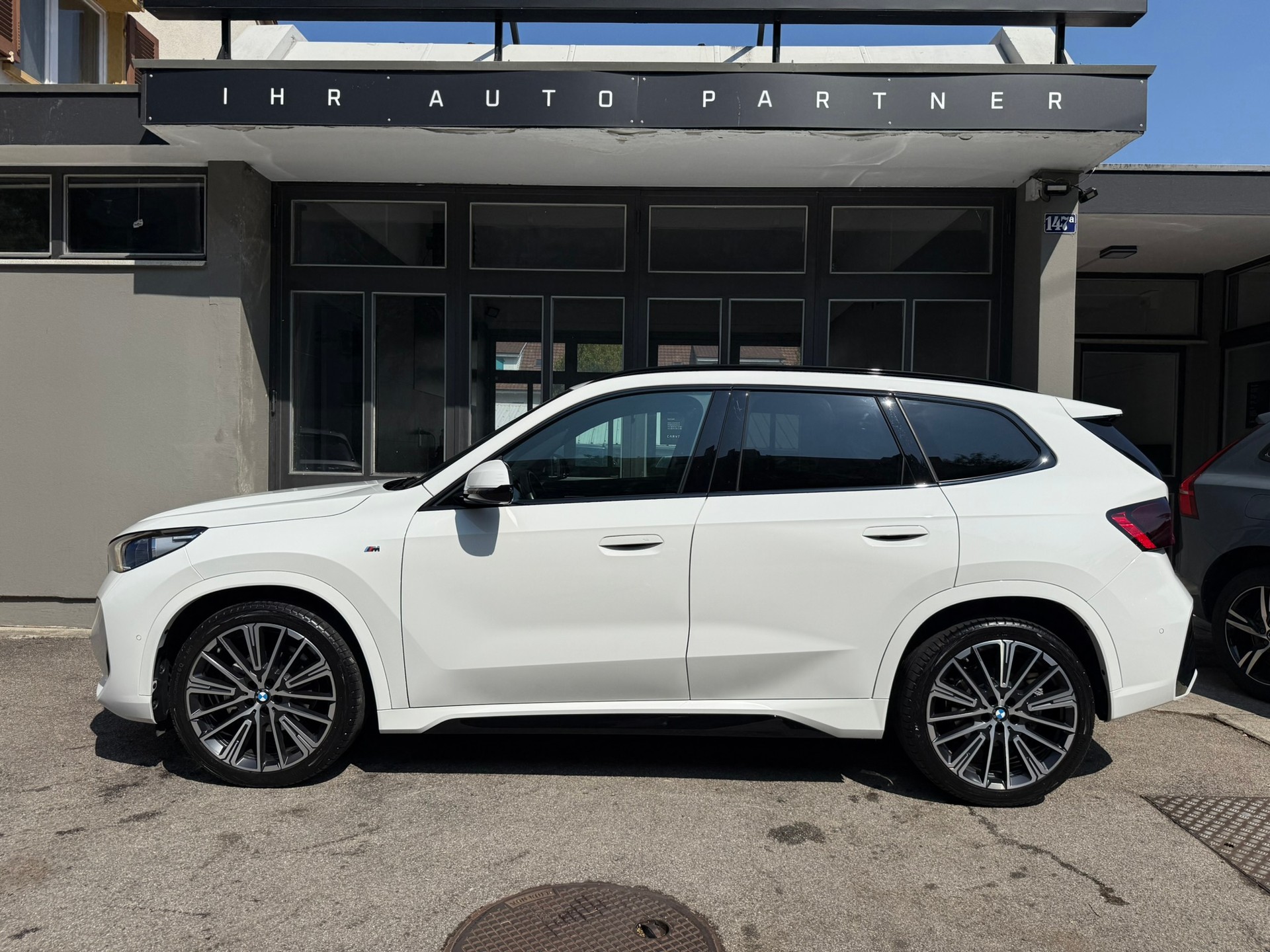 BMW X1 20d xDrive MSport-showroom-element-1