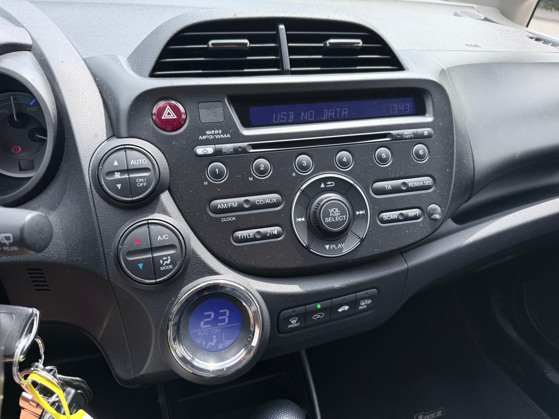 HONDA Jazz 1.3i Hybrid Comfort CVT-image-13