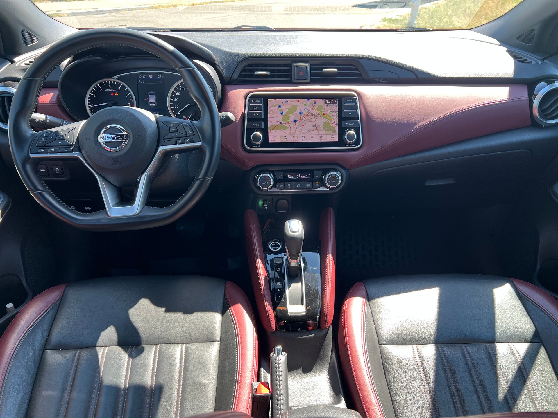 NISSAN Micra IG-T100 Xtronic Tekna AVM+LED+Leder Insp.Red-image-12