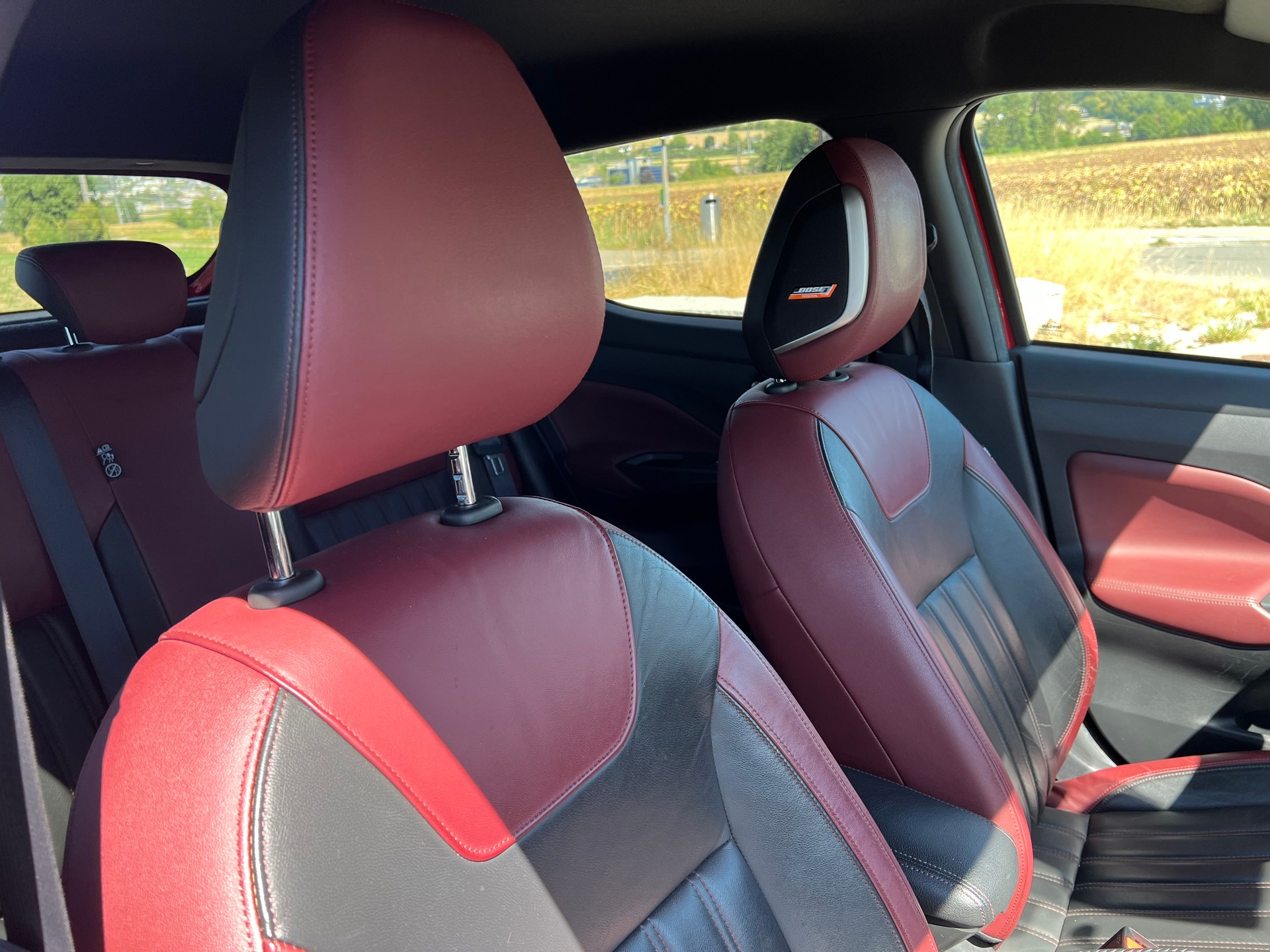 NISSAN Micra IG-T100 Xtronic Tekna AVM+LED+Leder Insp.Red-image-22