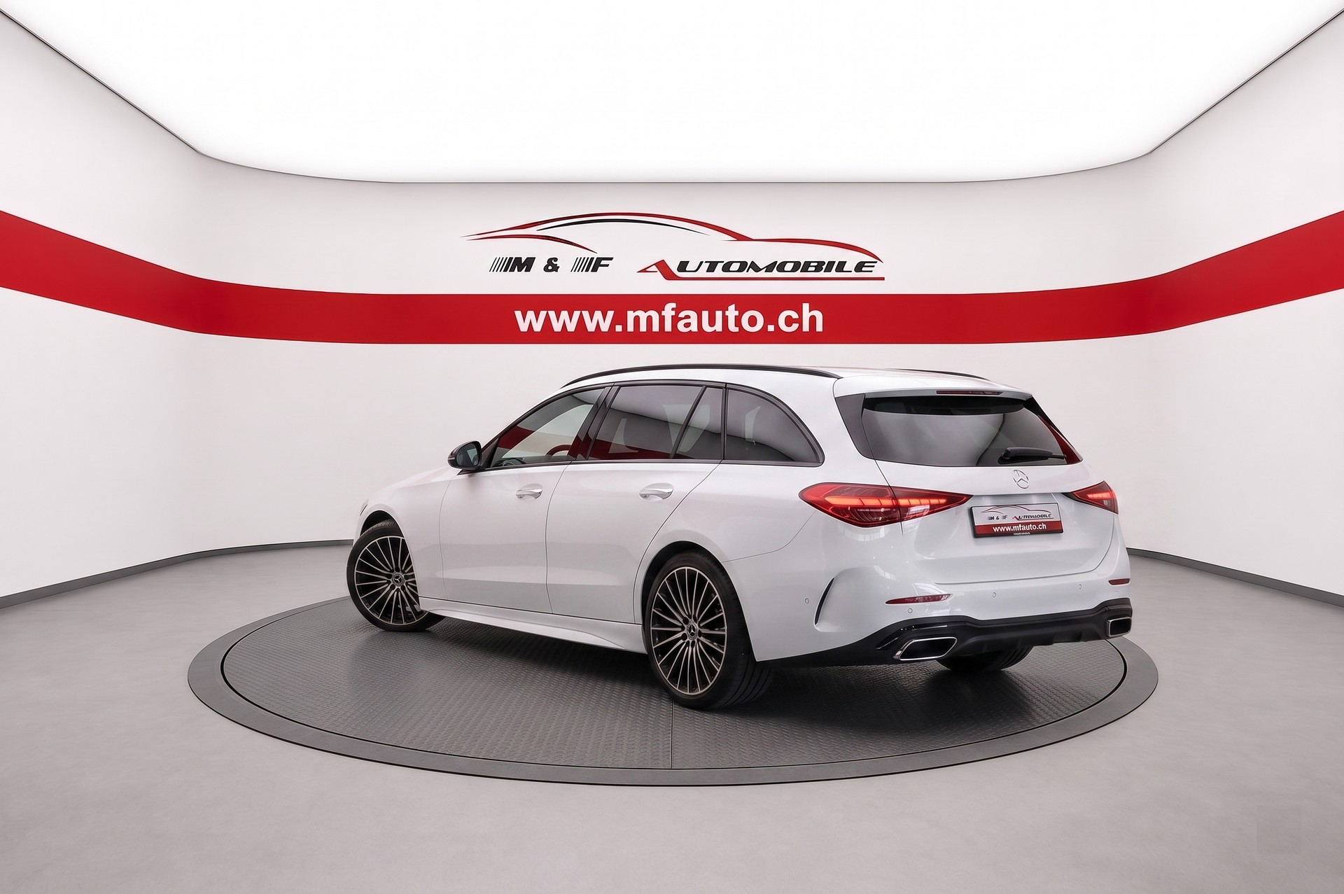 MERCEDES-BENZ C 220 d Swiss Star AMG Line 4matic Kombi * CH FAHRZEUG *-showroom-element-3