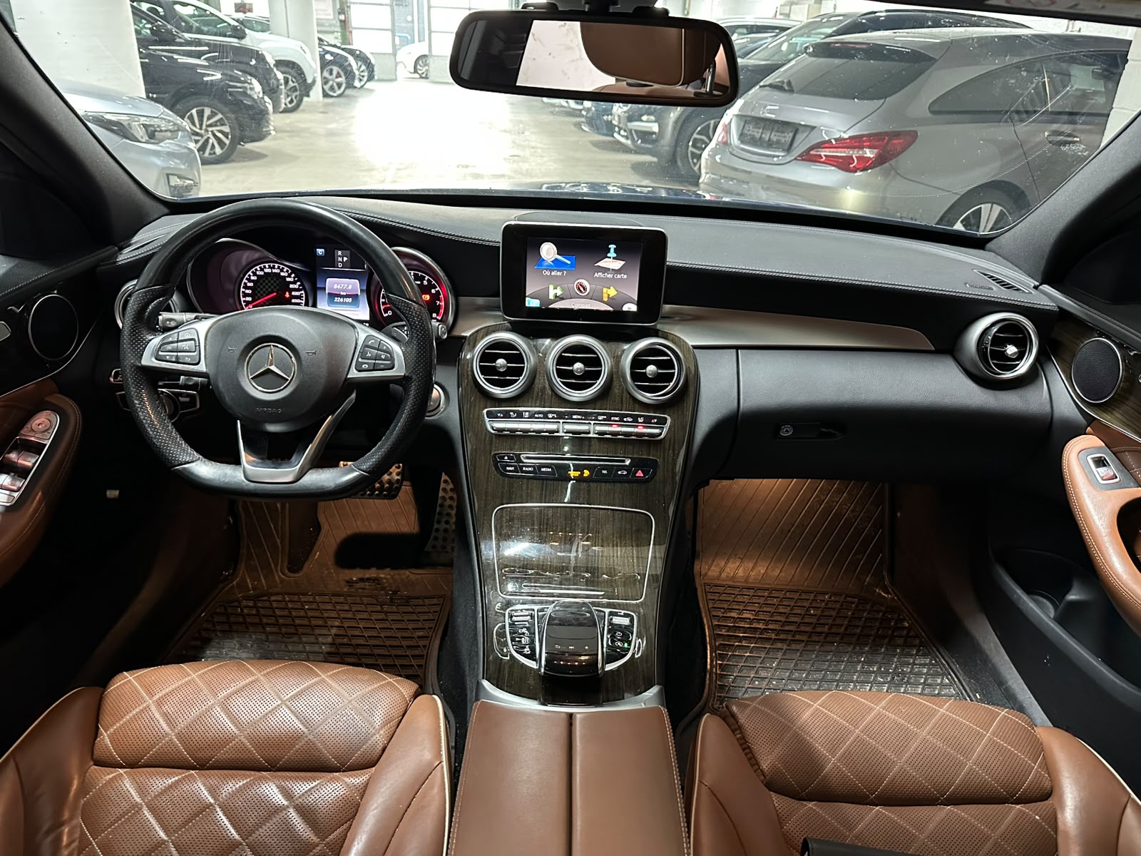 MERCEDES-BENZ C 43 AMG 4Matic 9G-Tronic-image-9