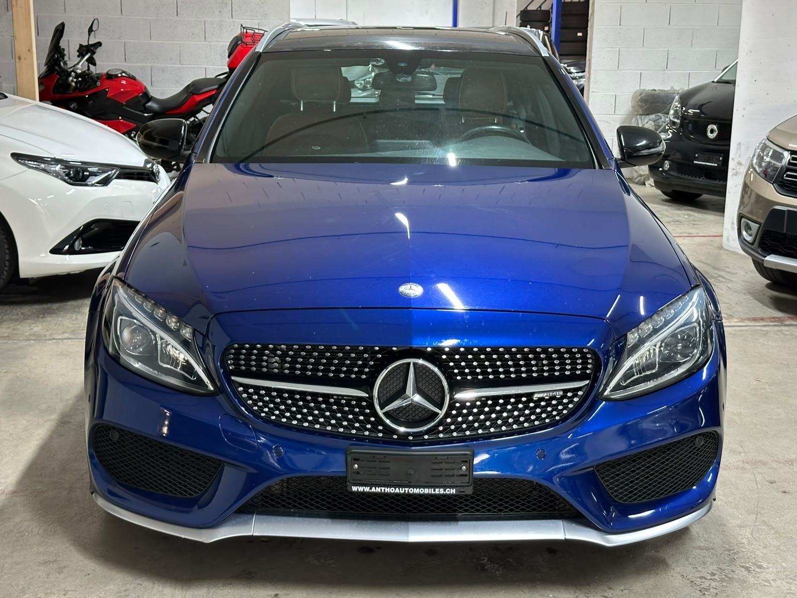 MERCEDES-BENZ C 43 AMG 4Matic 9G-Tronic-image-2