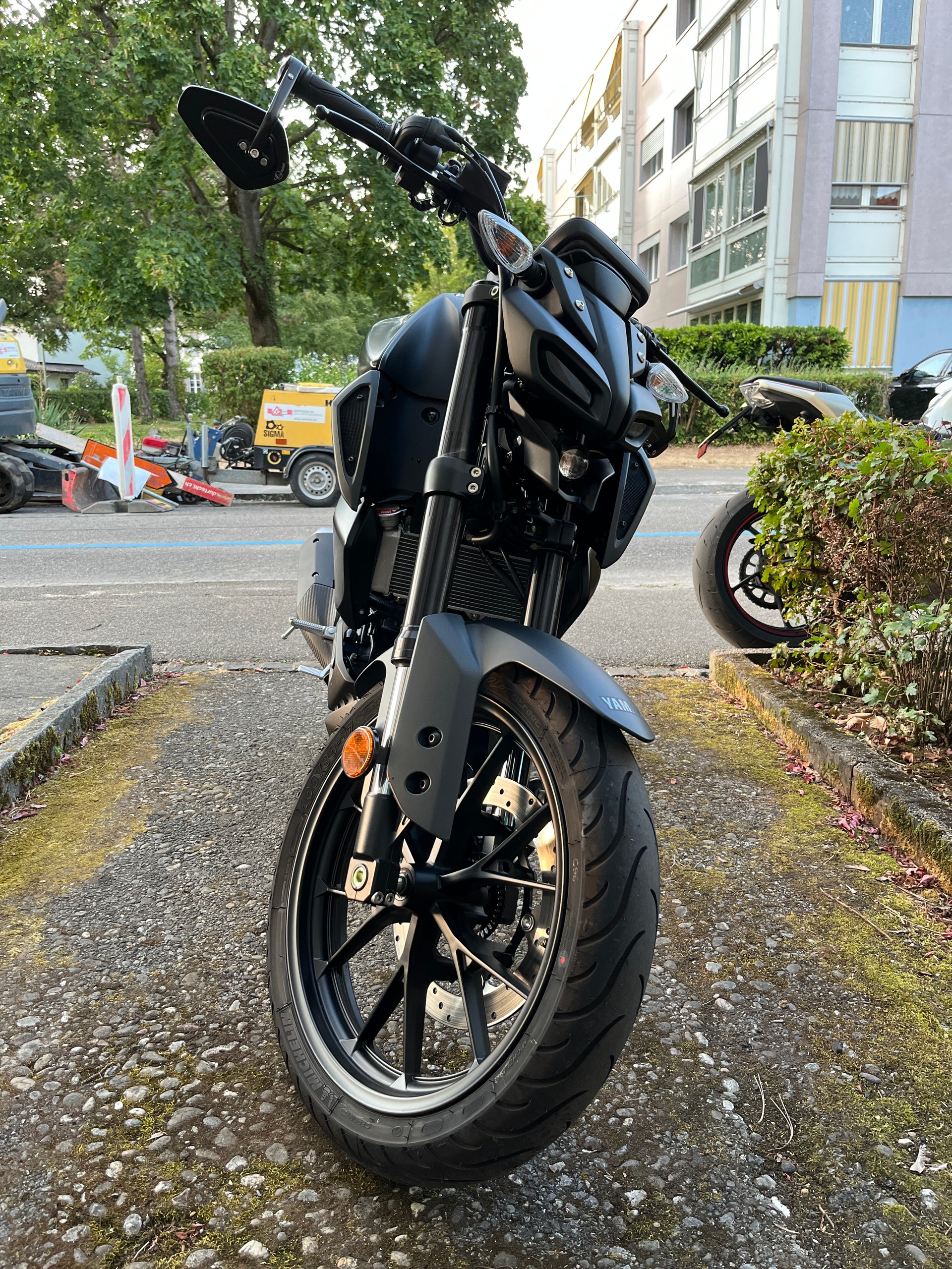 YAMAHA MT-125 ABS-image-2