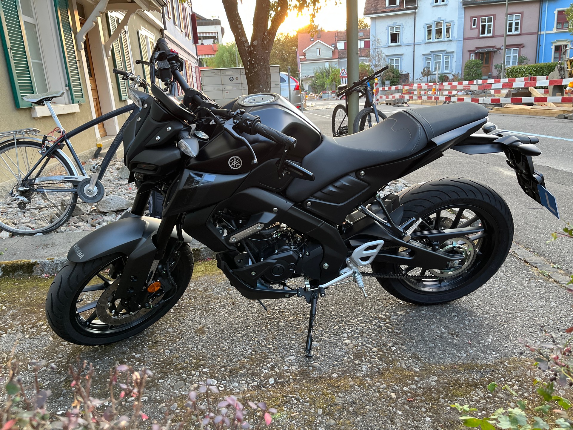 YAMAHA MT-125 ABS-image-1