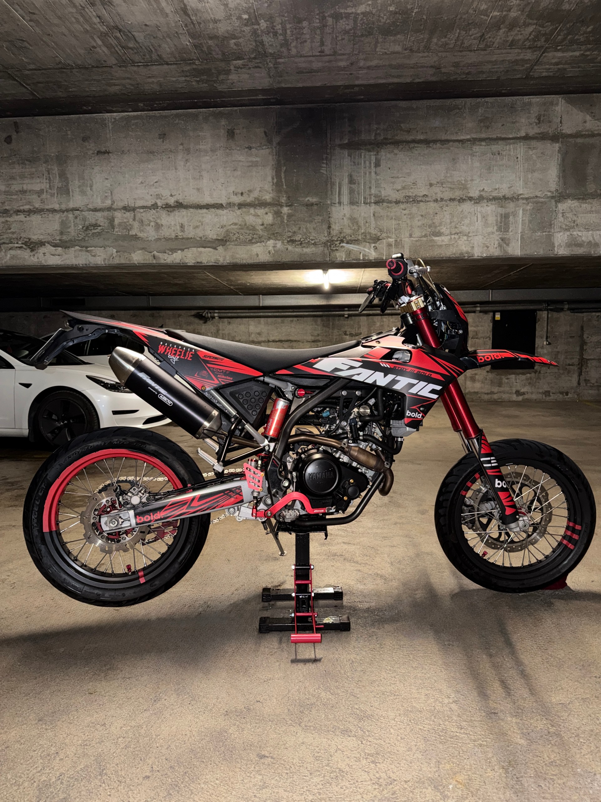 FANTIC XMF 125 Motard-image-3