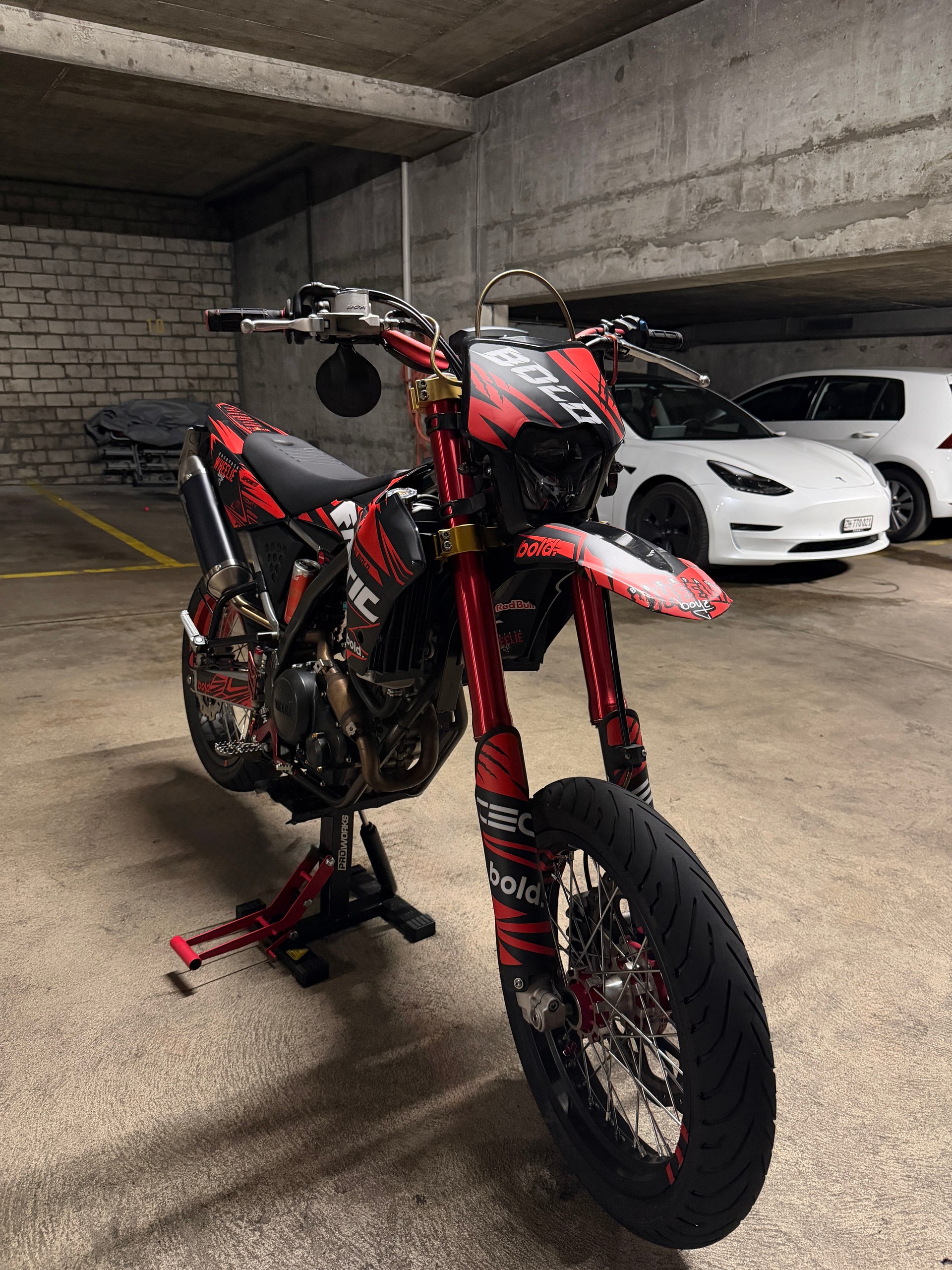 FANTIC XMF 125 Motard-image-13