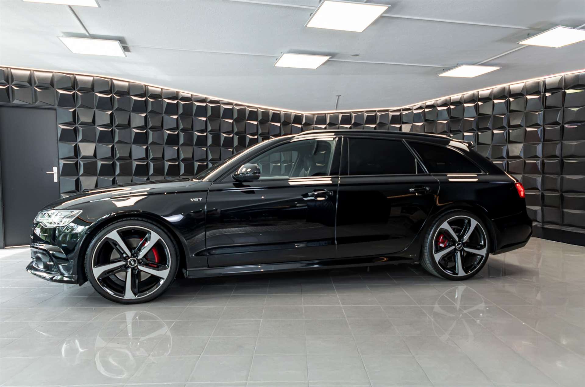 AUDI A6 Avant 3.0 BiTDI V6 qu. competition tiptronic-showroom-element-1