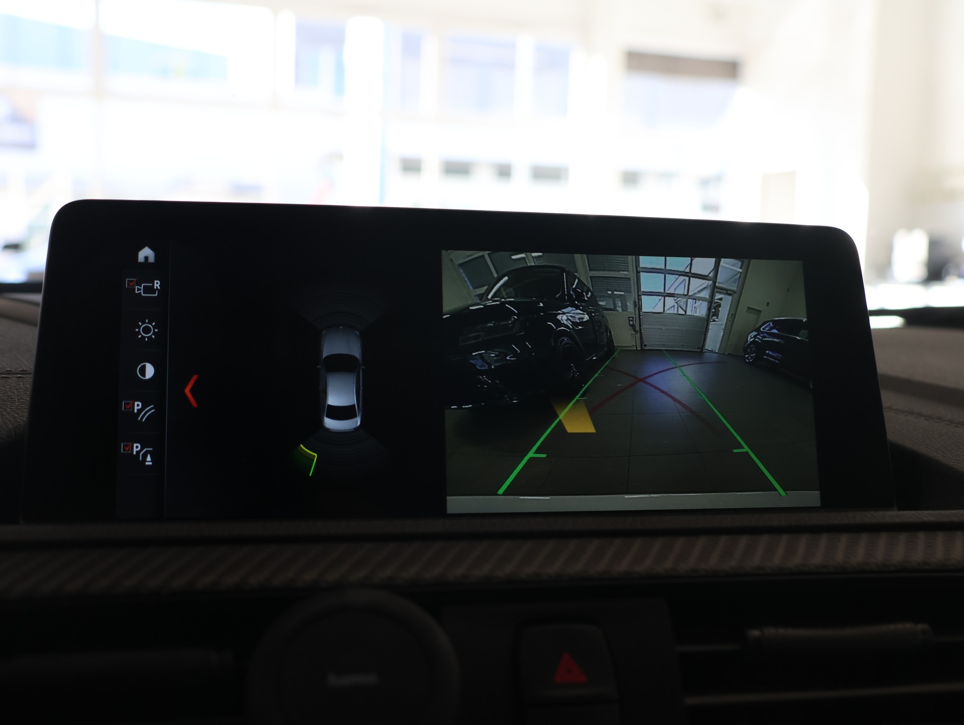 BMW M2 Competition *Grail Auspuff* *Panoramadach* *Harman/Kardon*-image-26