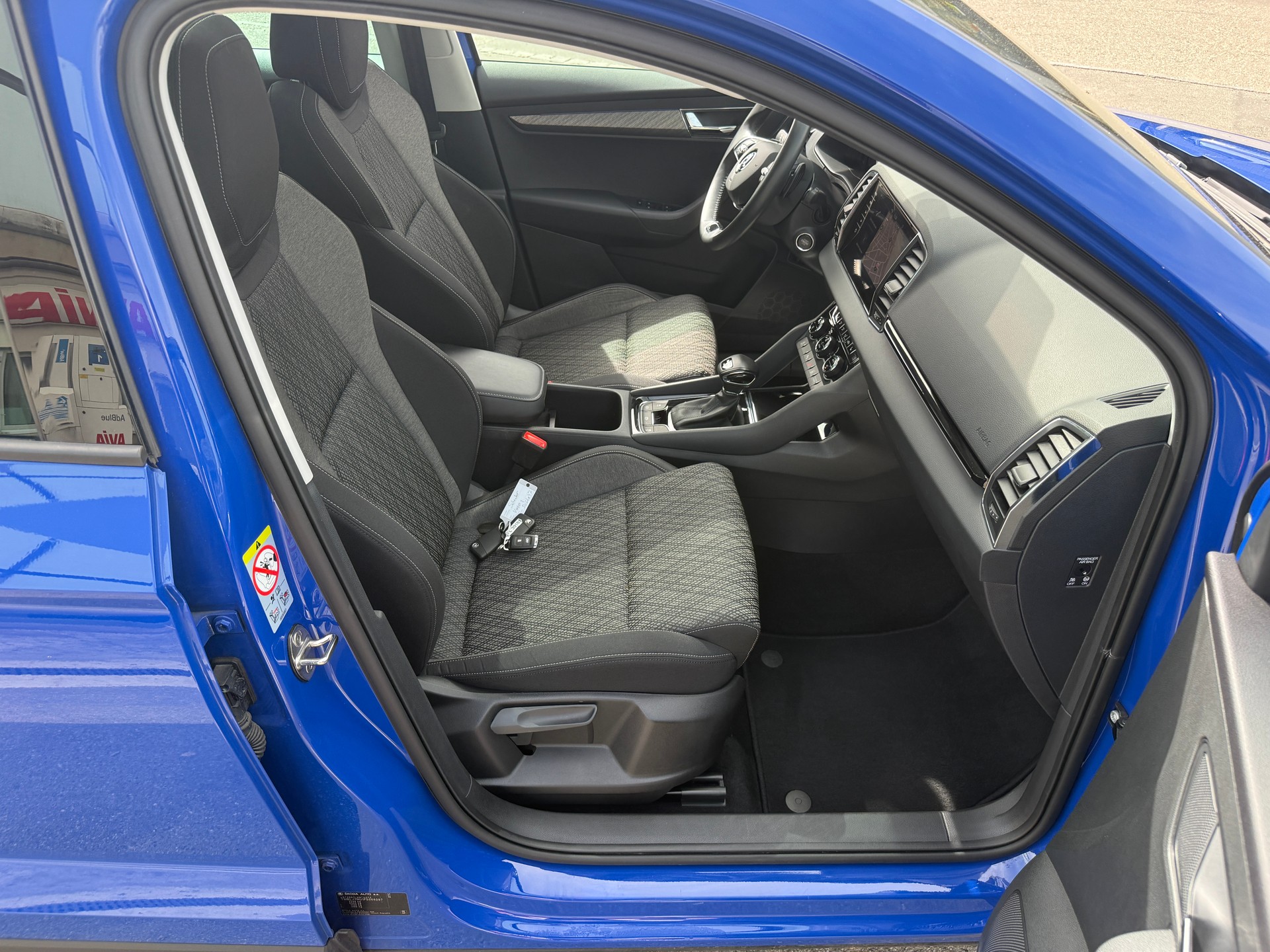 SKODA Karoq 2.0 TDI CR Style 4x4 DSG-image-8