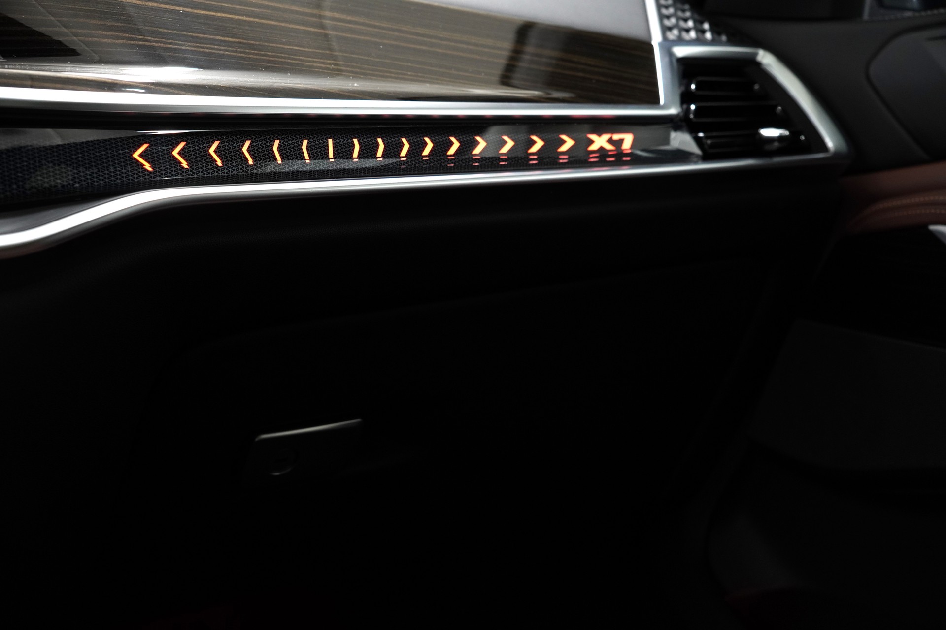 BMW X7 xDrive 48V 40d M Sport Pro Steptronic-image-21