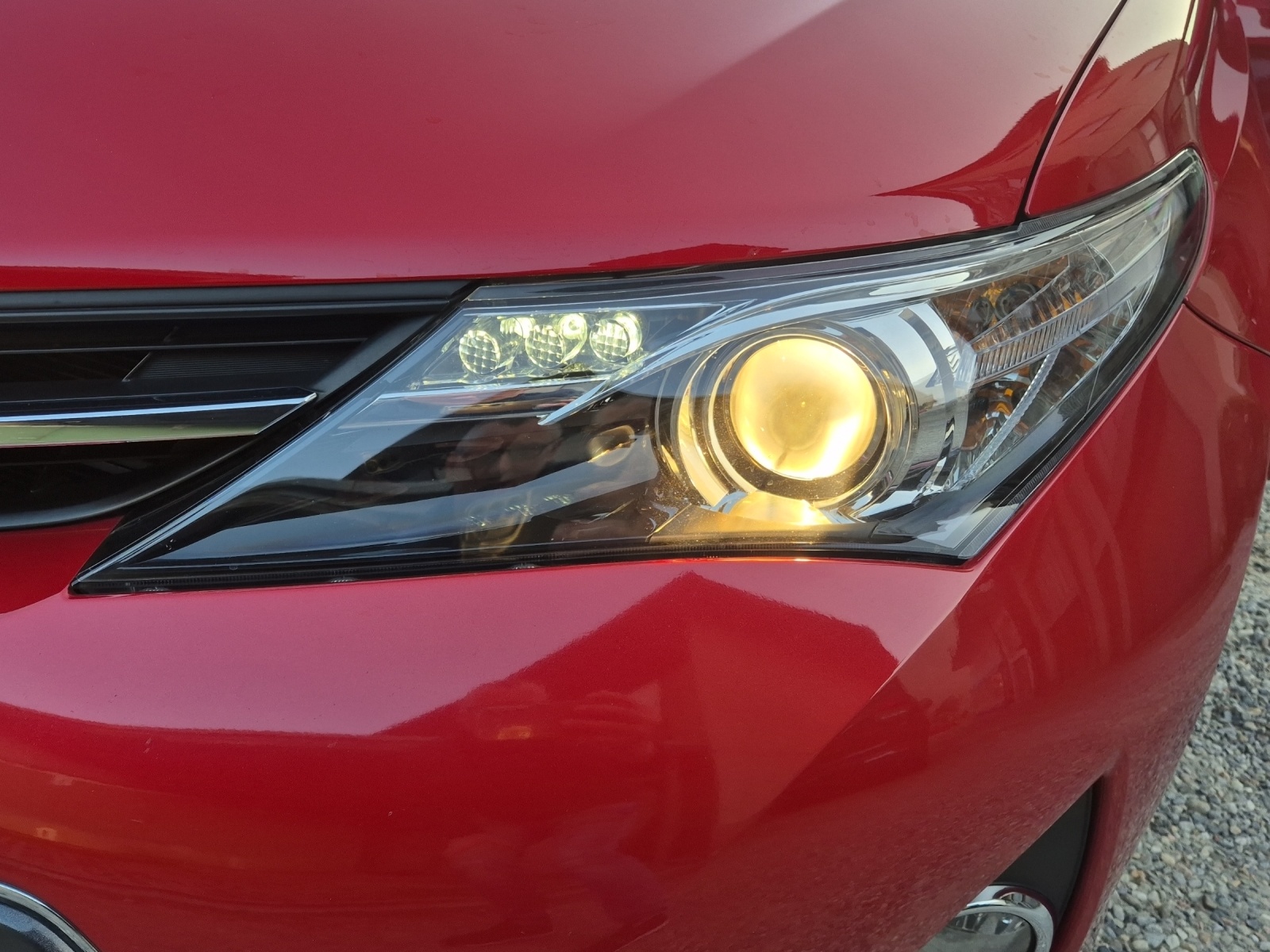 TOYOTA Auris 1.8 16V HSD Linea Trend-image-7