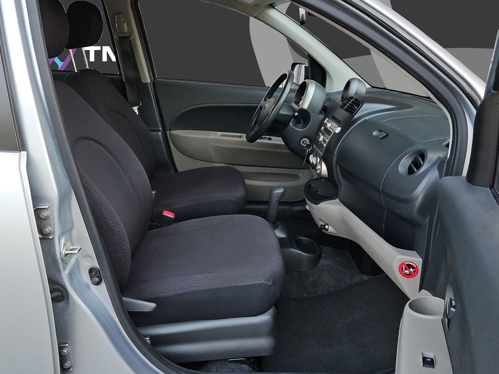 DAIHATSU Sirion 1.3 S eco-4WD Automatic-image-11