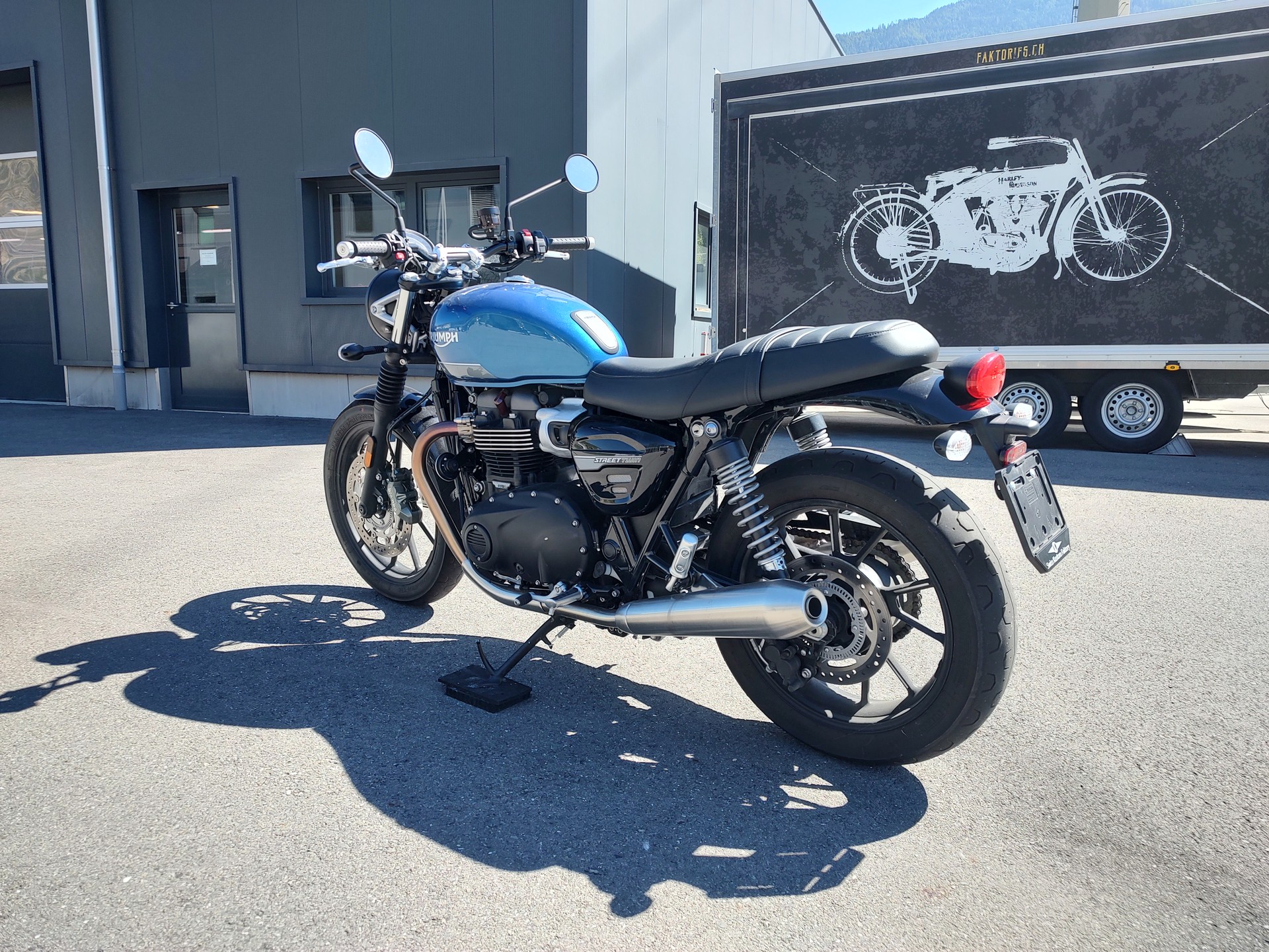 TRIUMPH Street Twin 900 Special Edition (35kW)-image-3