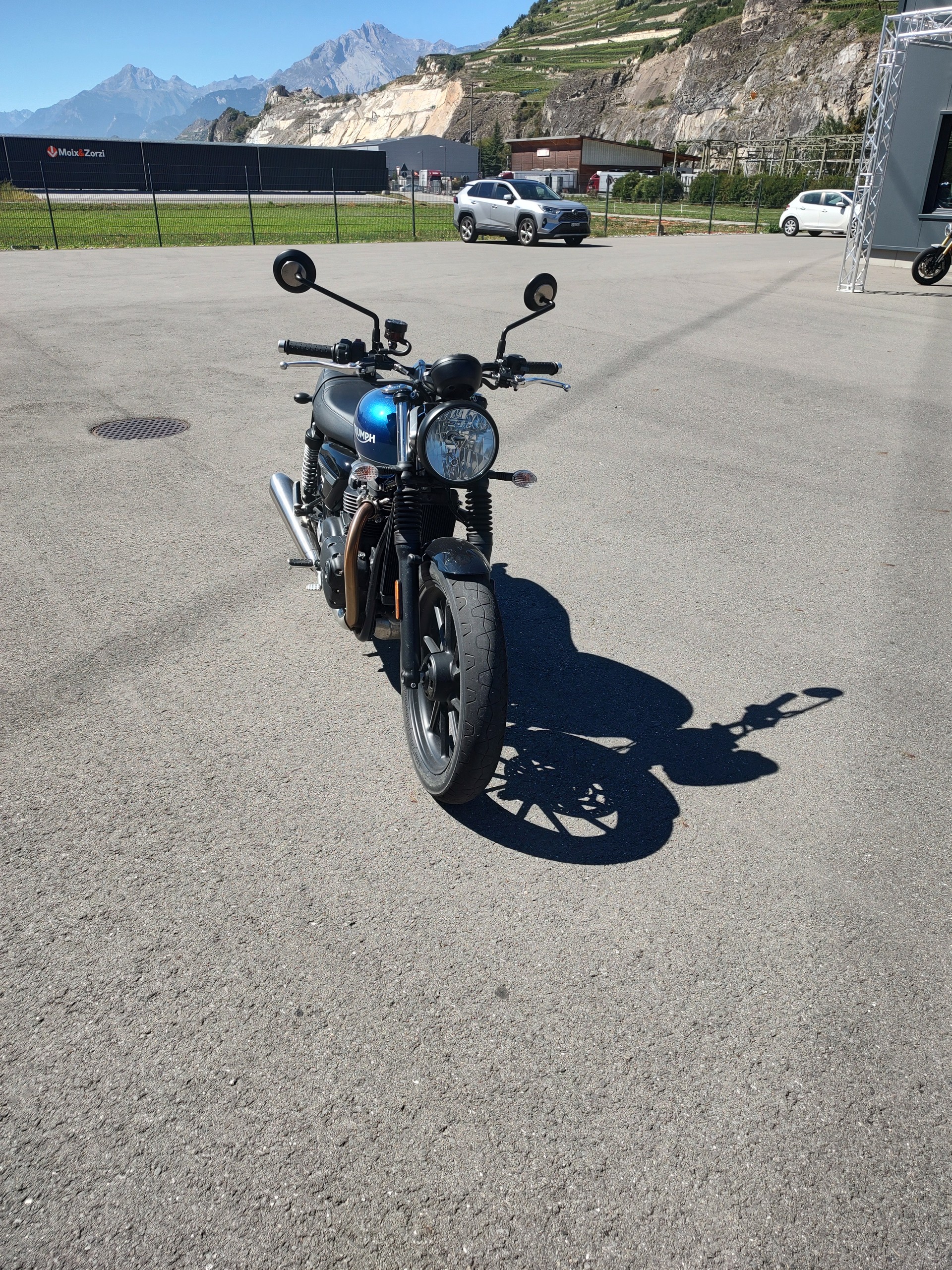 TRIUMPH Street Twin 900 Special Edition (35kW)-image-4