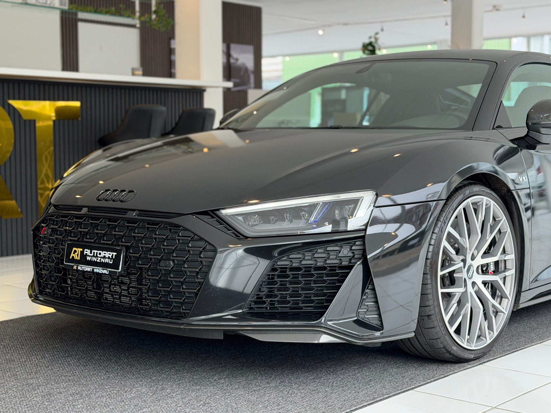 AUDI R8 Coupé performance S-Tronic **PPF Folie**-showroom-element-1