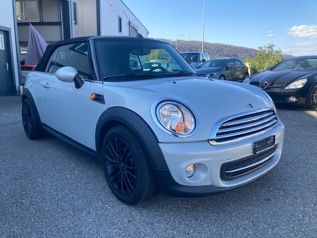 MINI Cooper Cabriolet-showroom-element-2