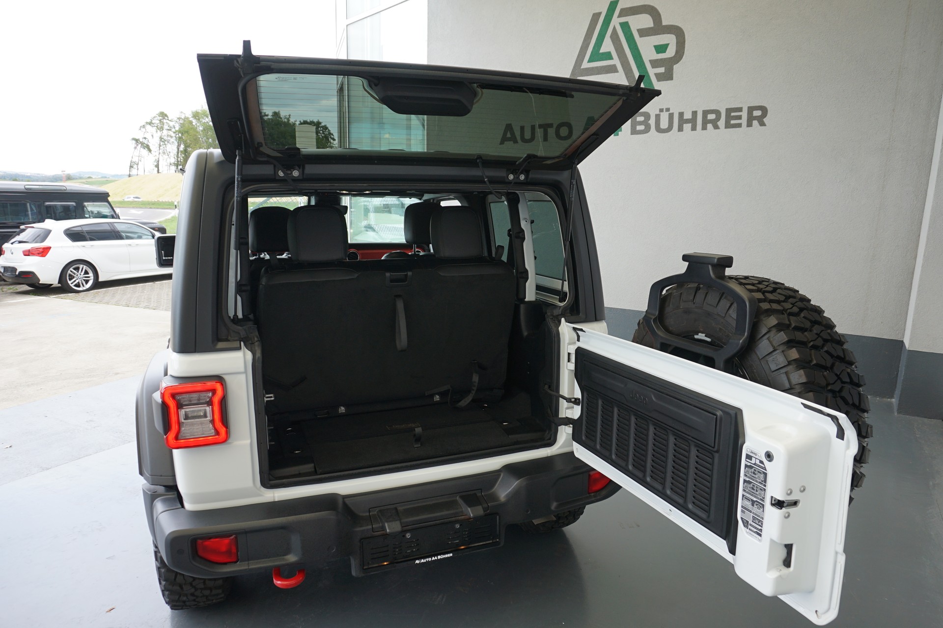 JEEP Wrangler 2.0 Turbo 272 PS Rubicon CH-Auto mit Gratisservice-image-7