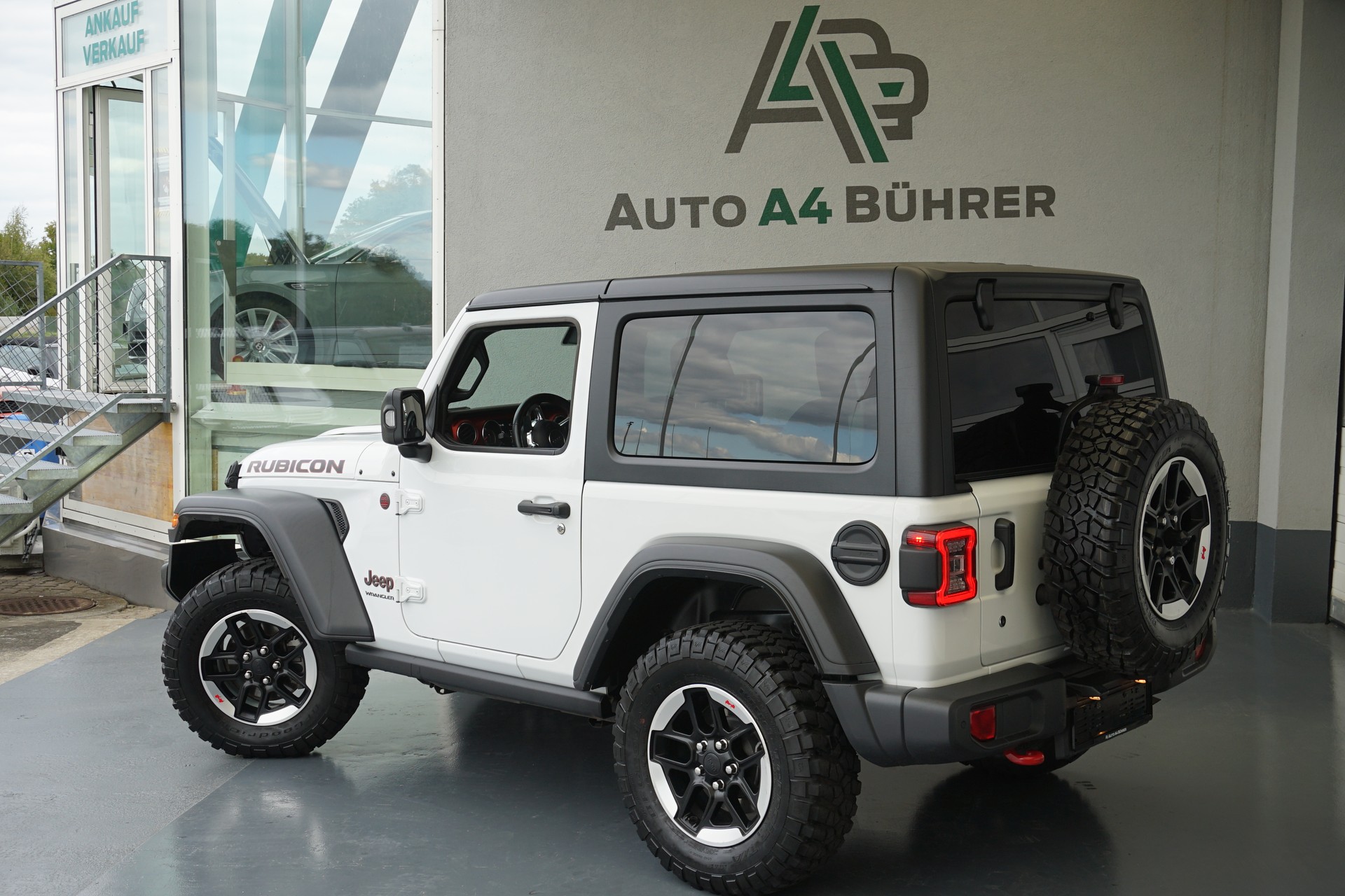JEEP Wrangler 2.0 Turbo 272 PS Rubicon CH-Auto mit Gratisservice-image-5