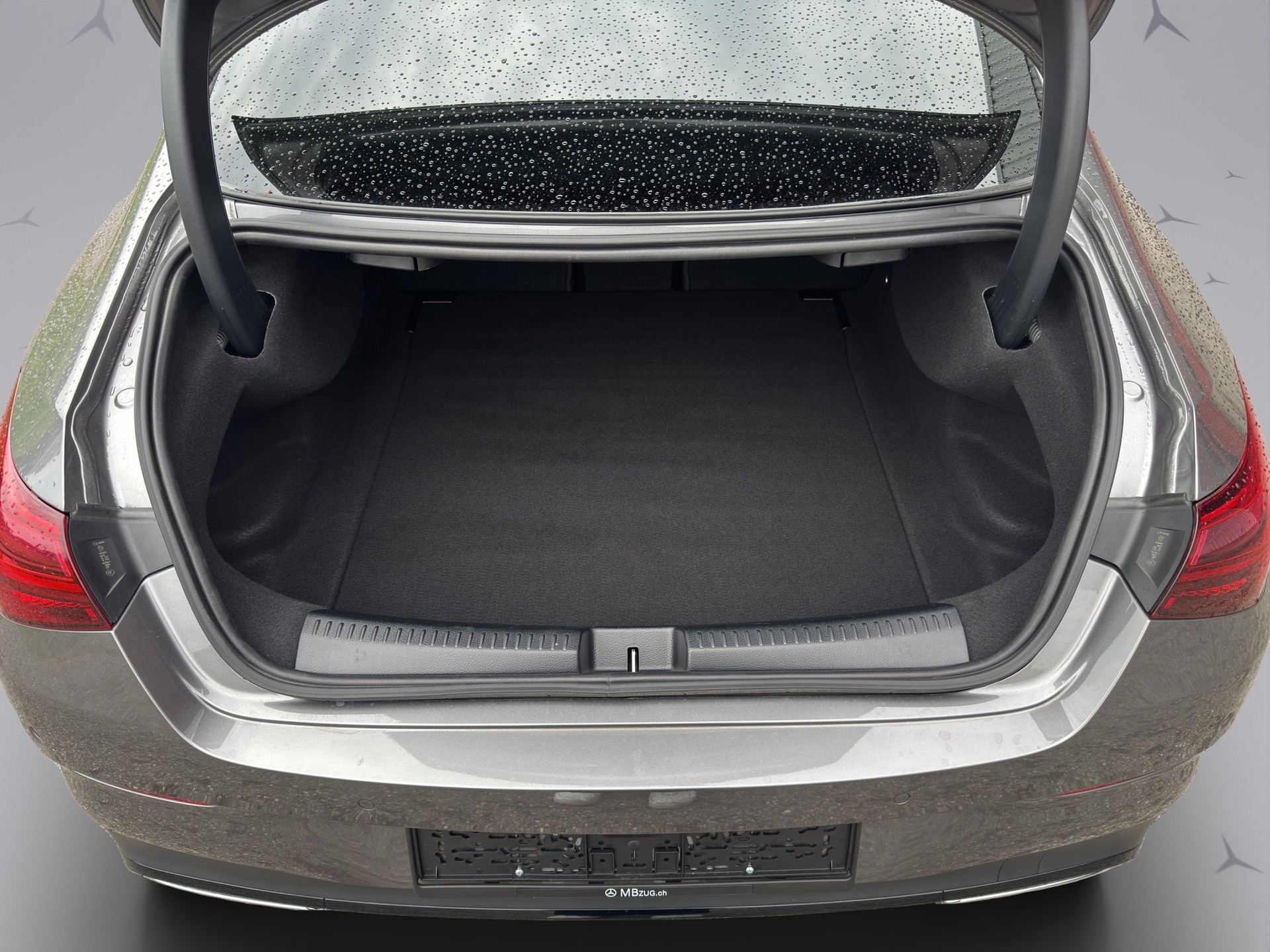 MERCEDES-BENZ CLA 250 AMG Line 4matic-image-18