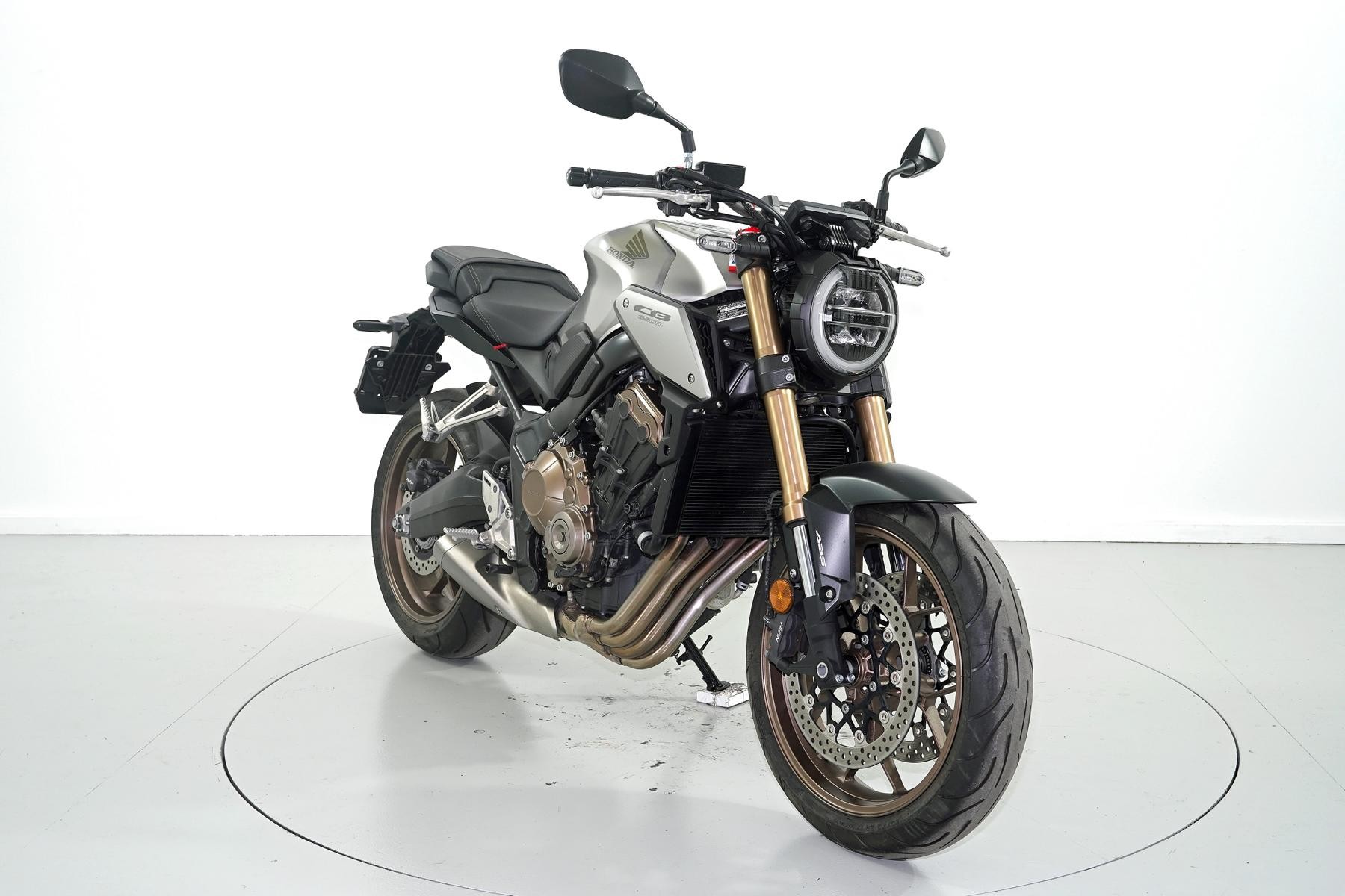 HONDA CB 650 R ABS-image-1