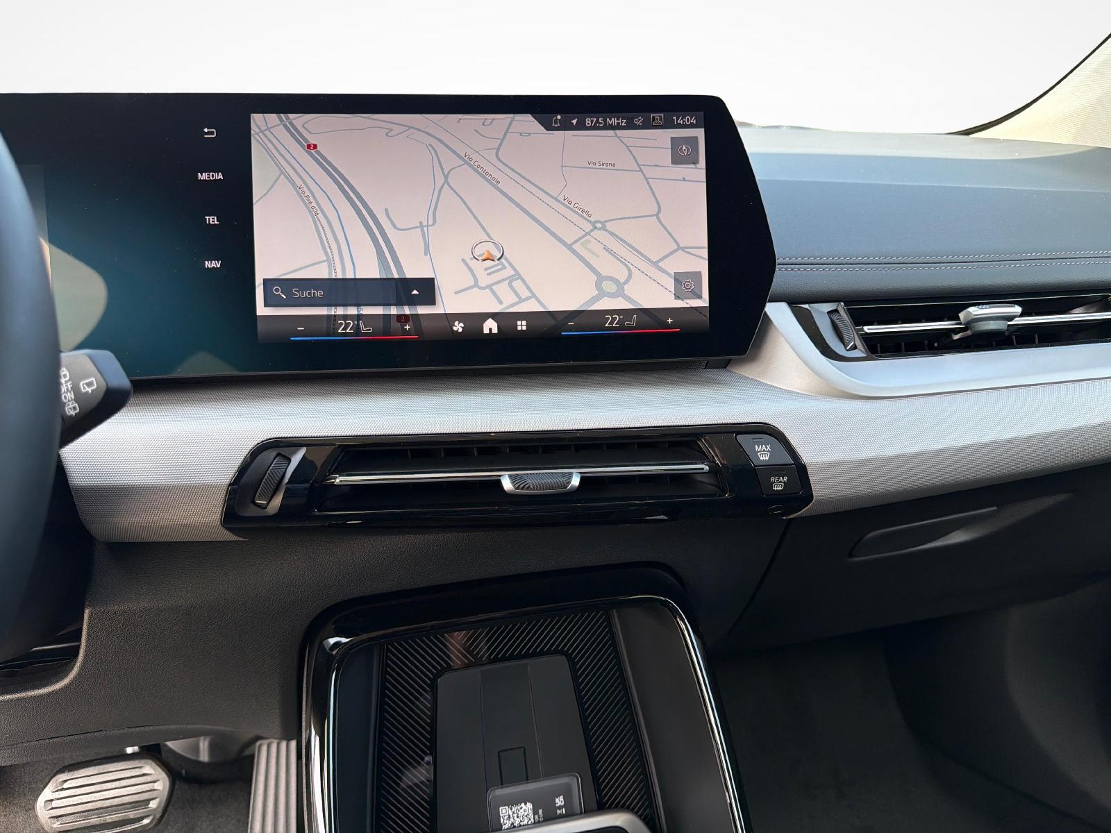 BMW 218d Active Tourer-image-13