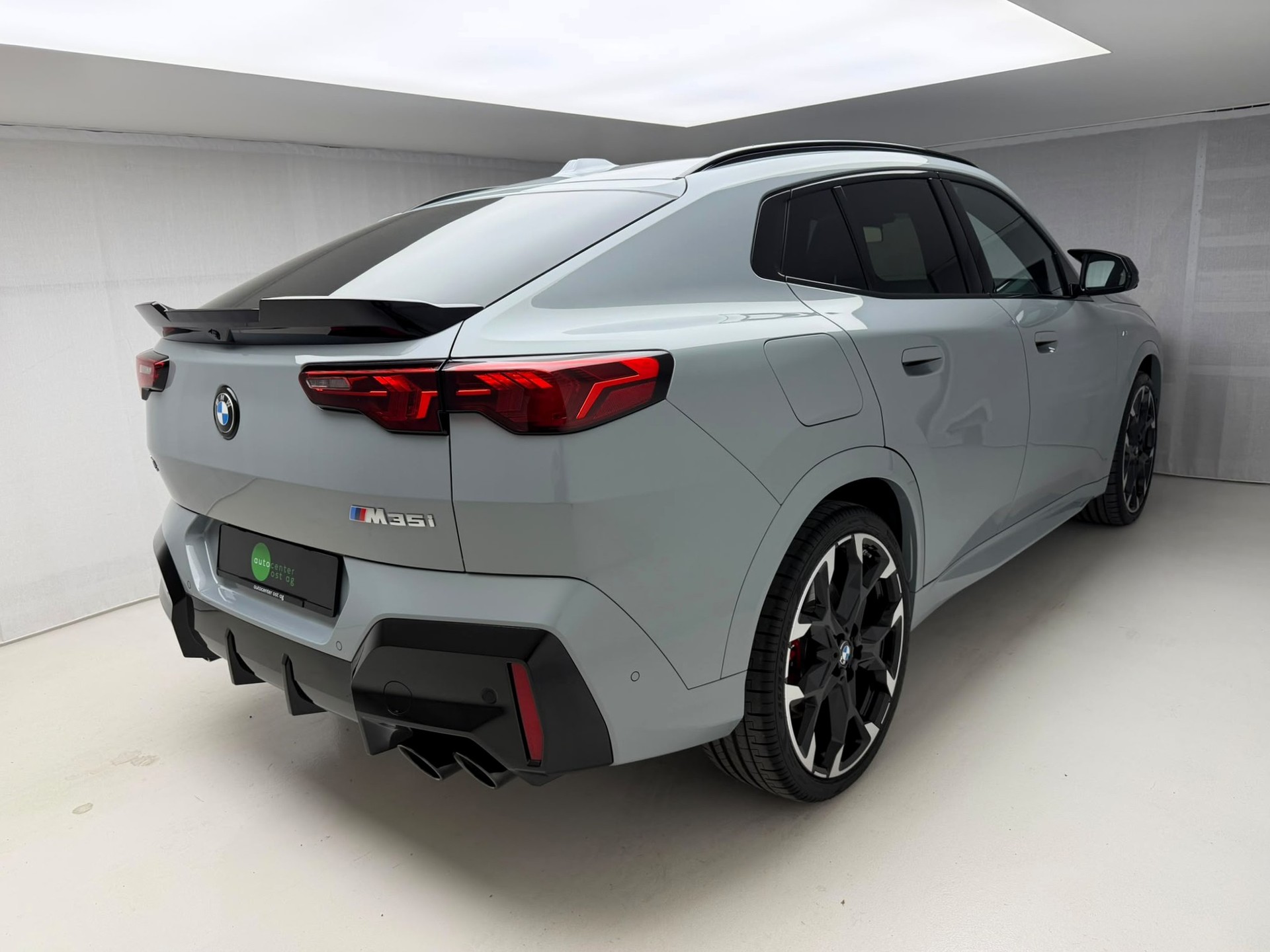 BMW X2 xDrive M35i M Sport Pro-showroom-element-3