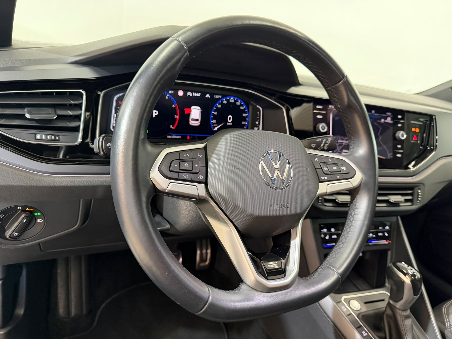 VW Polo 1.0 TSI R-Line DSG-image-5