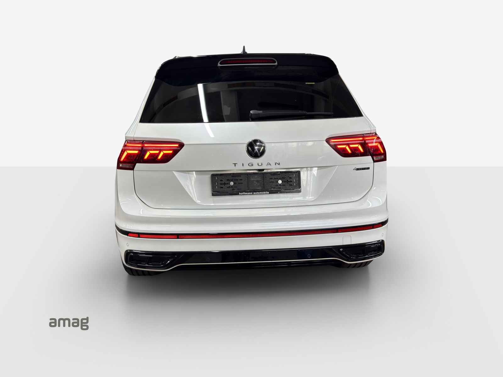 VW Tiguan 2.0TSI R-Line 4Motion DSG-showroom-element-3