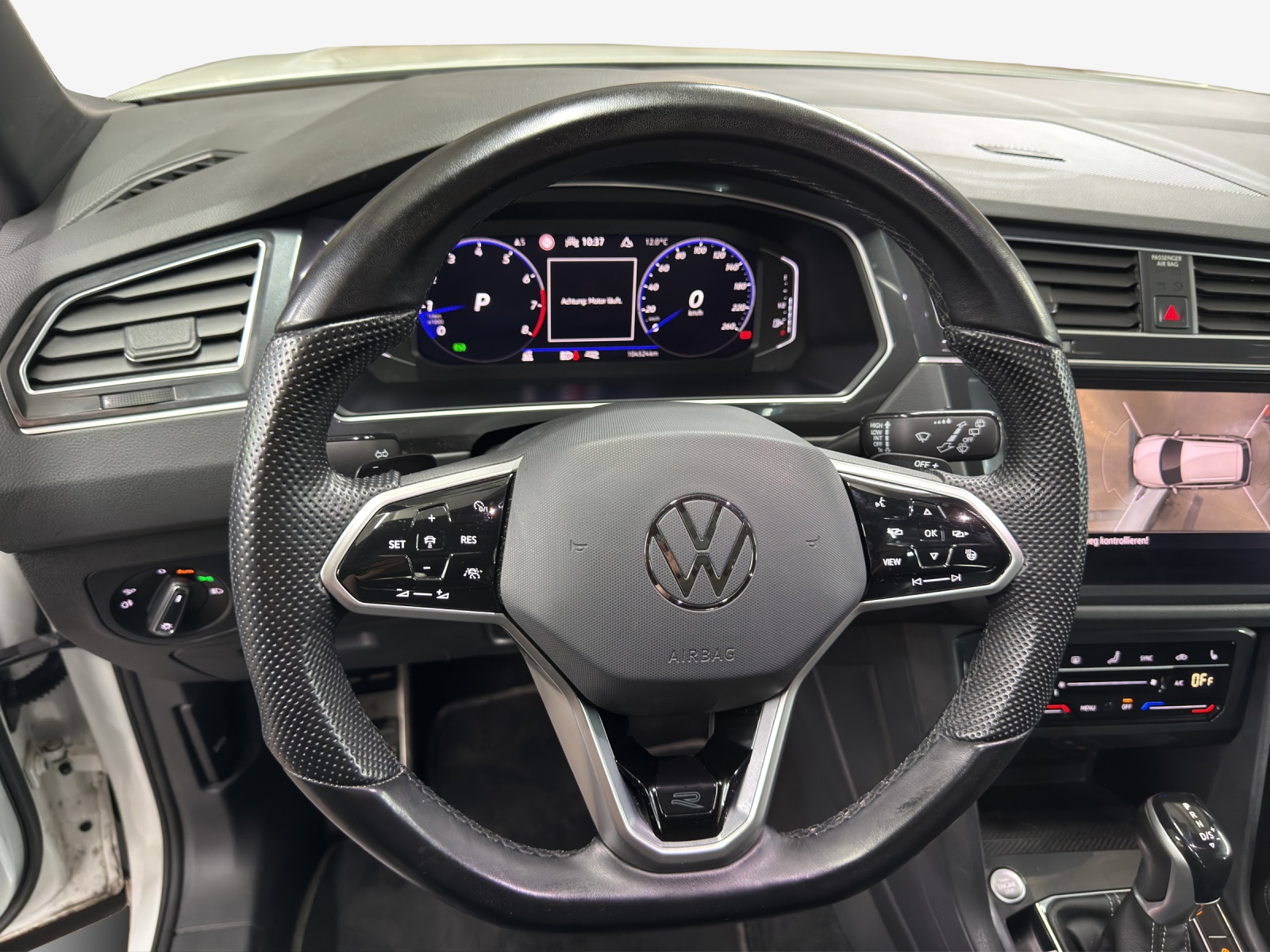 VW Tiguan 2.0TSI R-Line 4Motion DSG-image-9