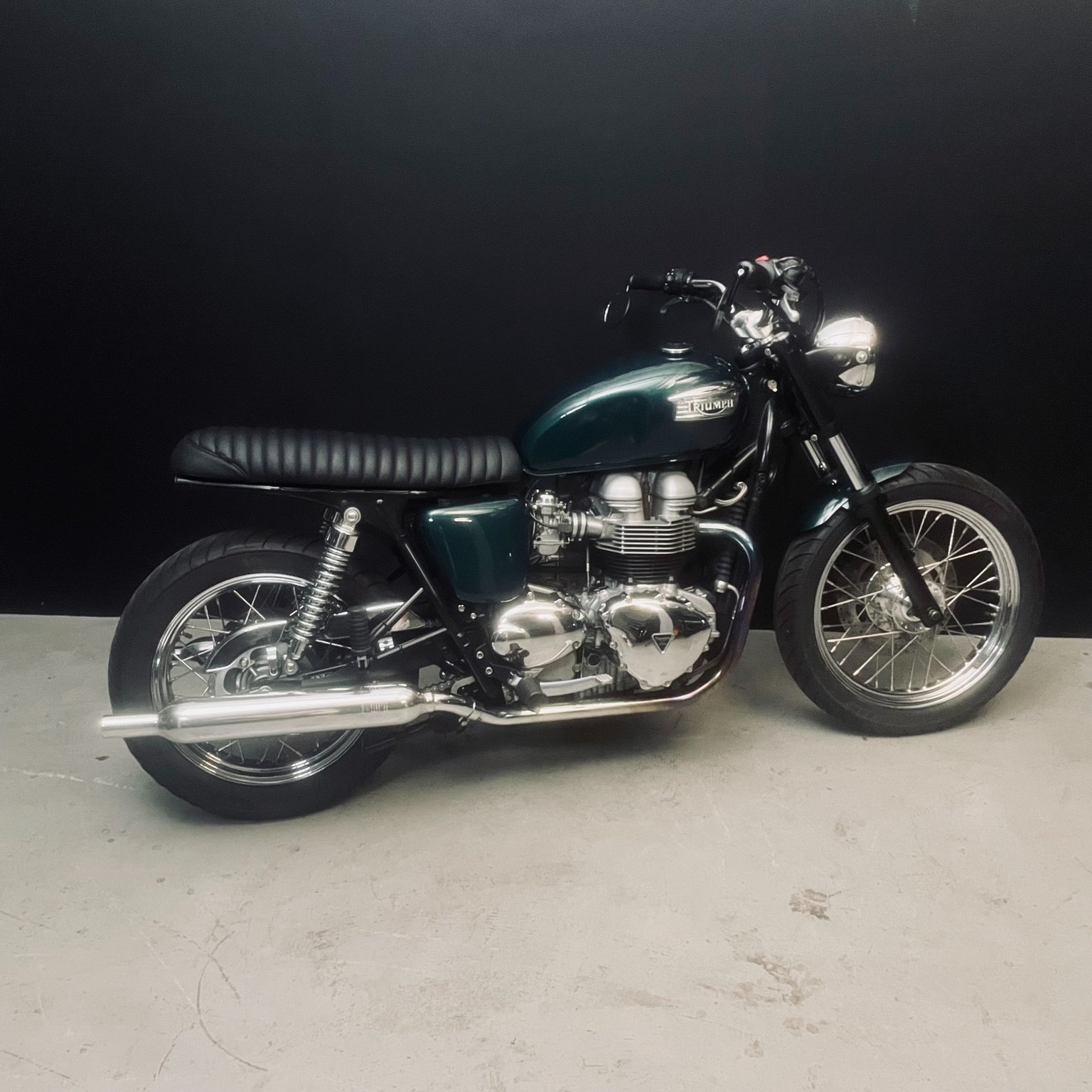 TRIUMPH Bonneville 800-image-7