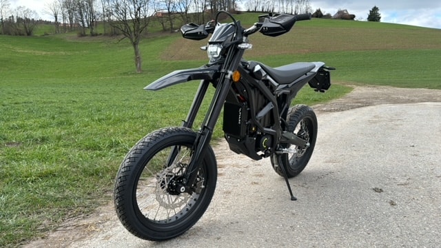 SUR-RON Ultra Bee HP-image-2