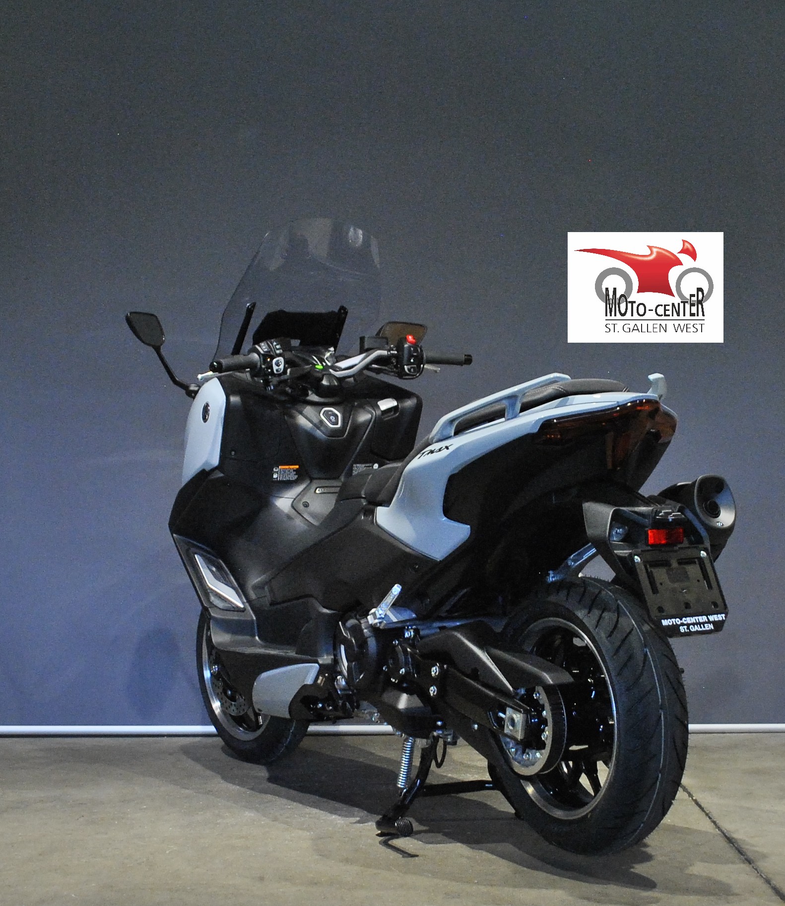 YAMAHA T-MAX Tech-Max XP 560-image-3