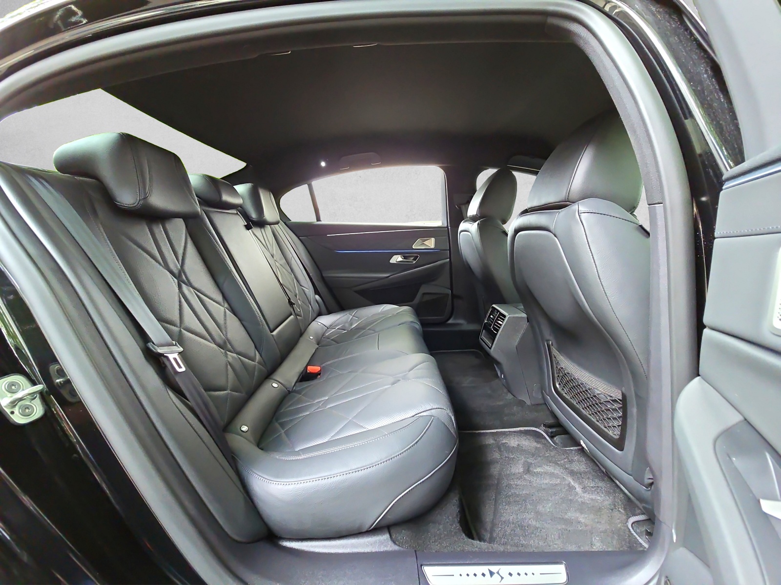 DS AUTOMOBILES DS Automobiles DS9 360PS 1.6 E-Tense Hybrid 4x4 Rivoli +-image-11