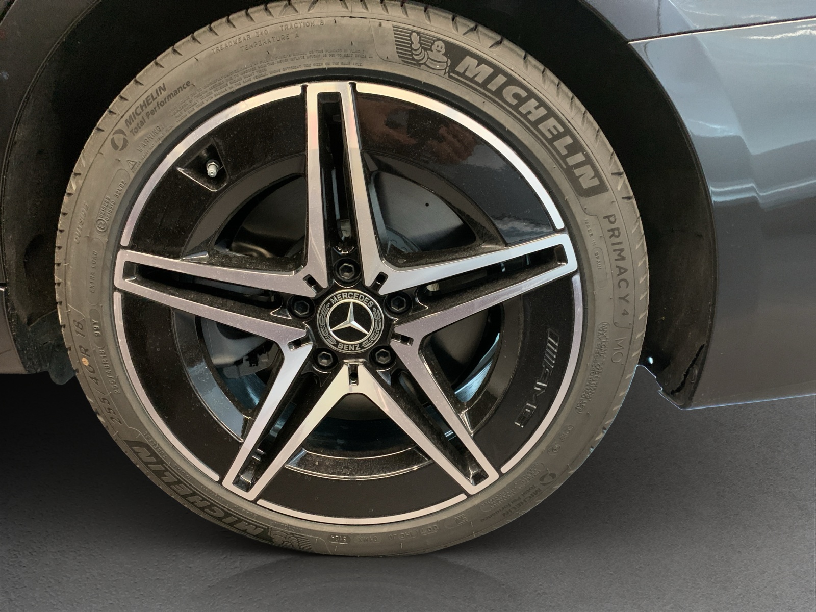 MERCEDES-BENZ C 400e 4 Matic-image-12