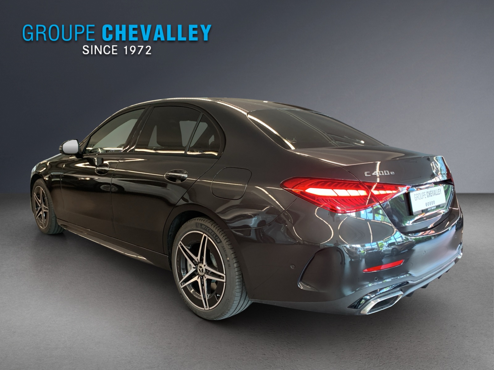 MERCEDES-BENZ C 400e 4 Matic-showroom-element-1