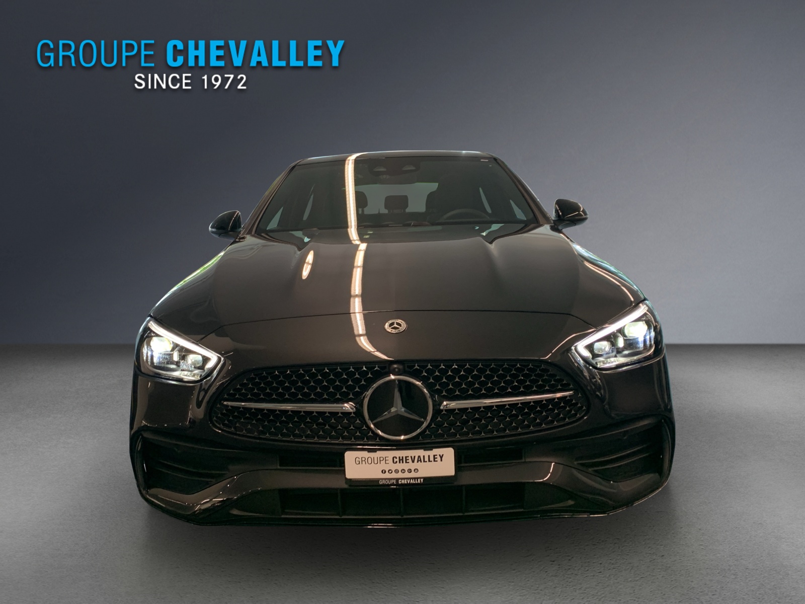 MERCEDES-BENZ C 400e 4 Matic-image-4