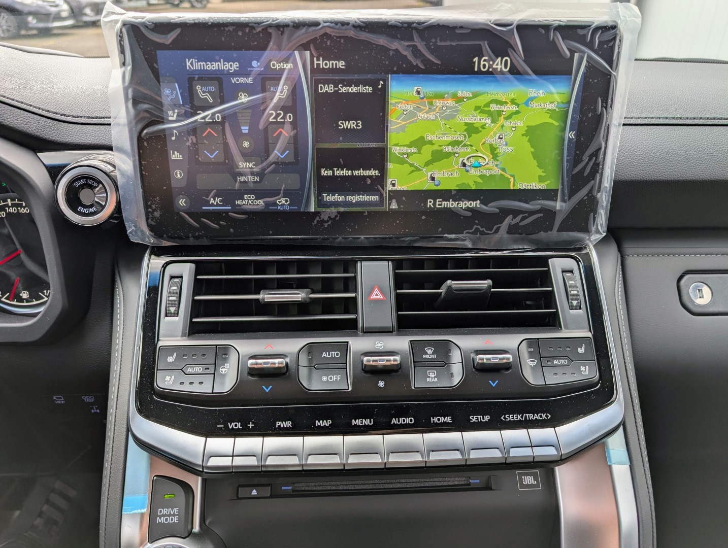 TOYOTA LAND CRUISER 300 GR SPORT V6 Diesel-image-6