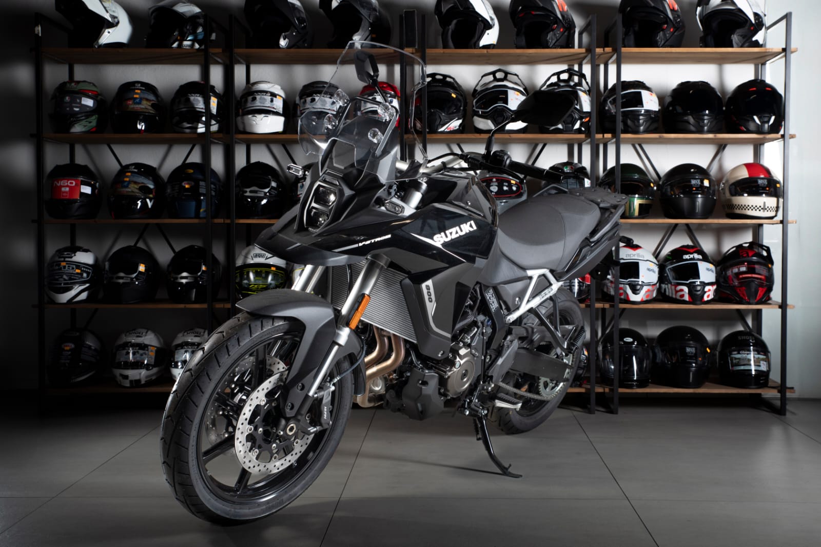 SUZUKI DL 800 (35kW)-image-1