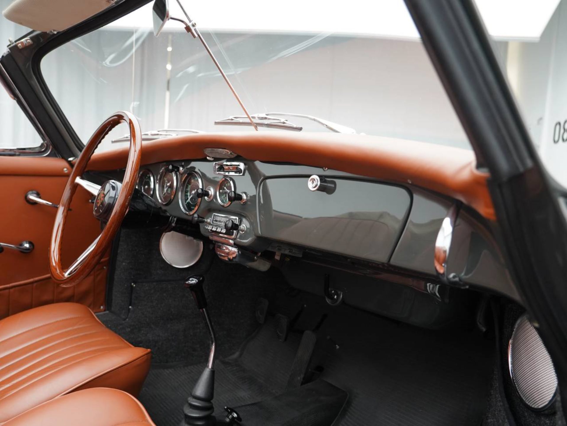 PORSCHE 356 B T6 Cabriolet-image-19