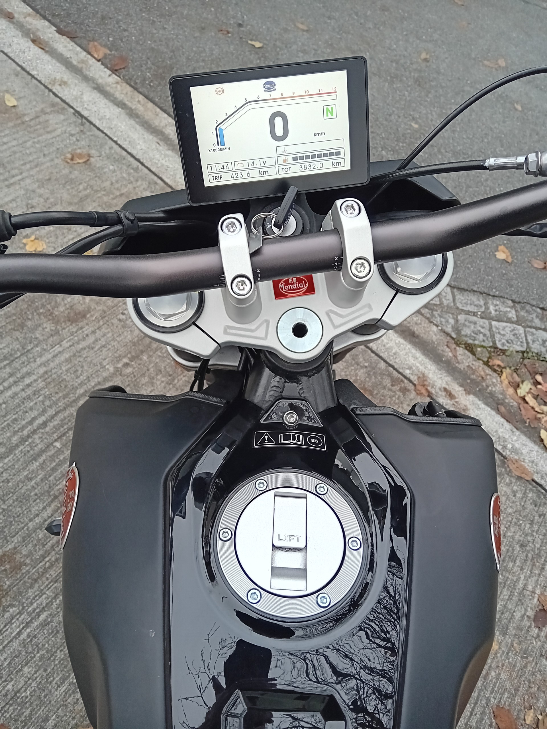 MONDIAL Flat Track 125-image-3