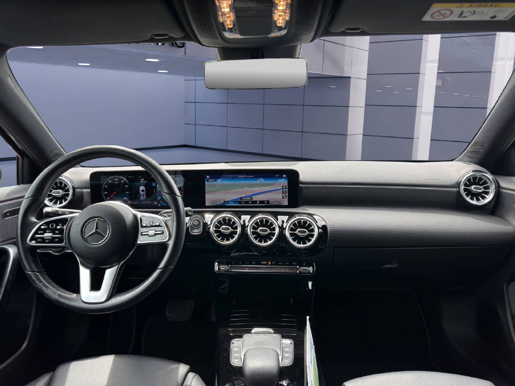 MERCEDES-BENZ A 200 Progressive-image-11