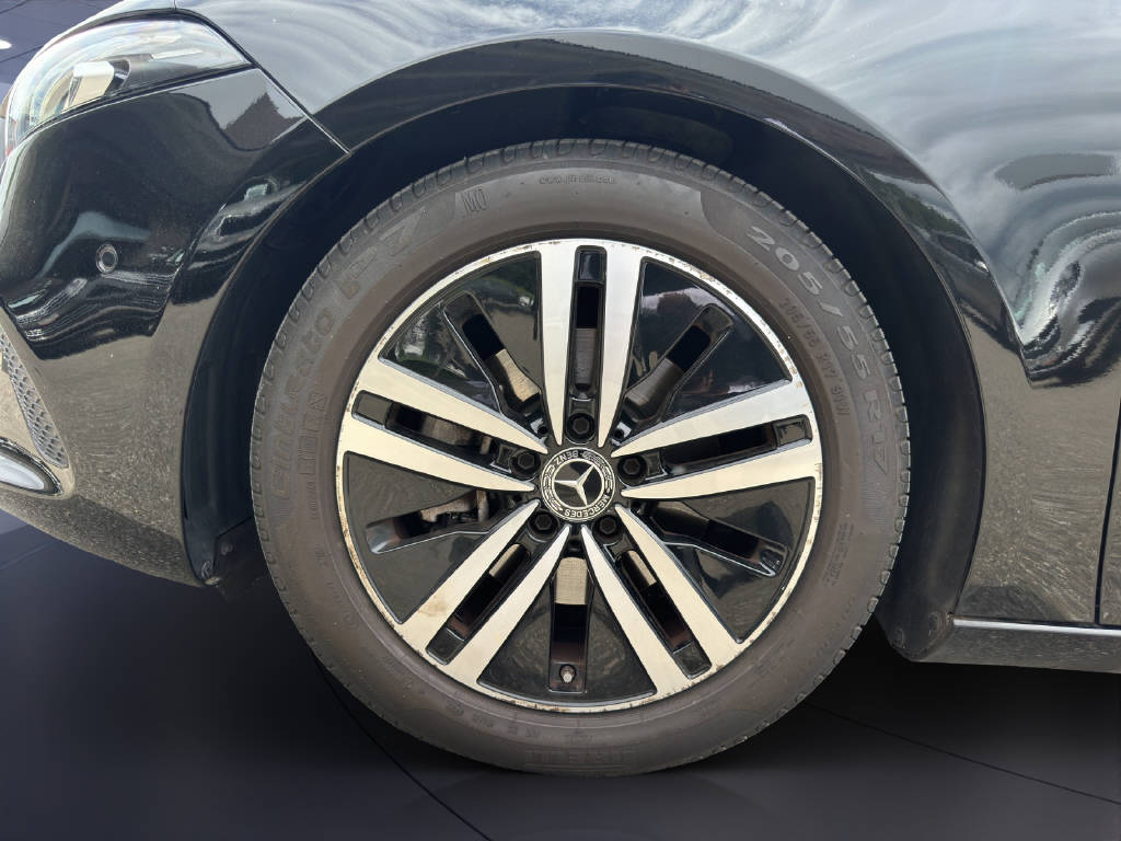MERCEDES-BENZ A 200 Progressive-image-8